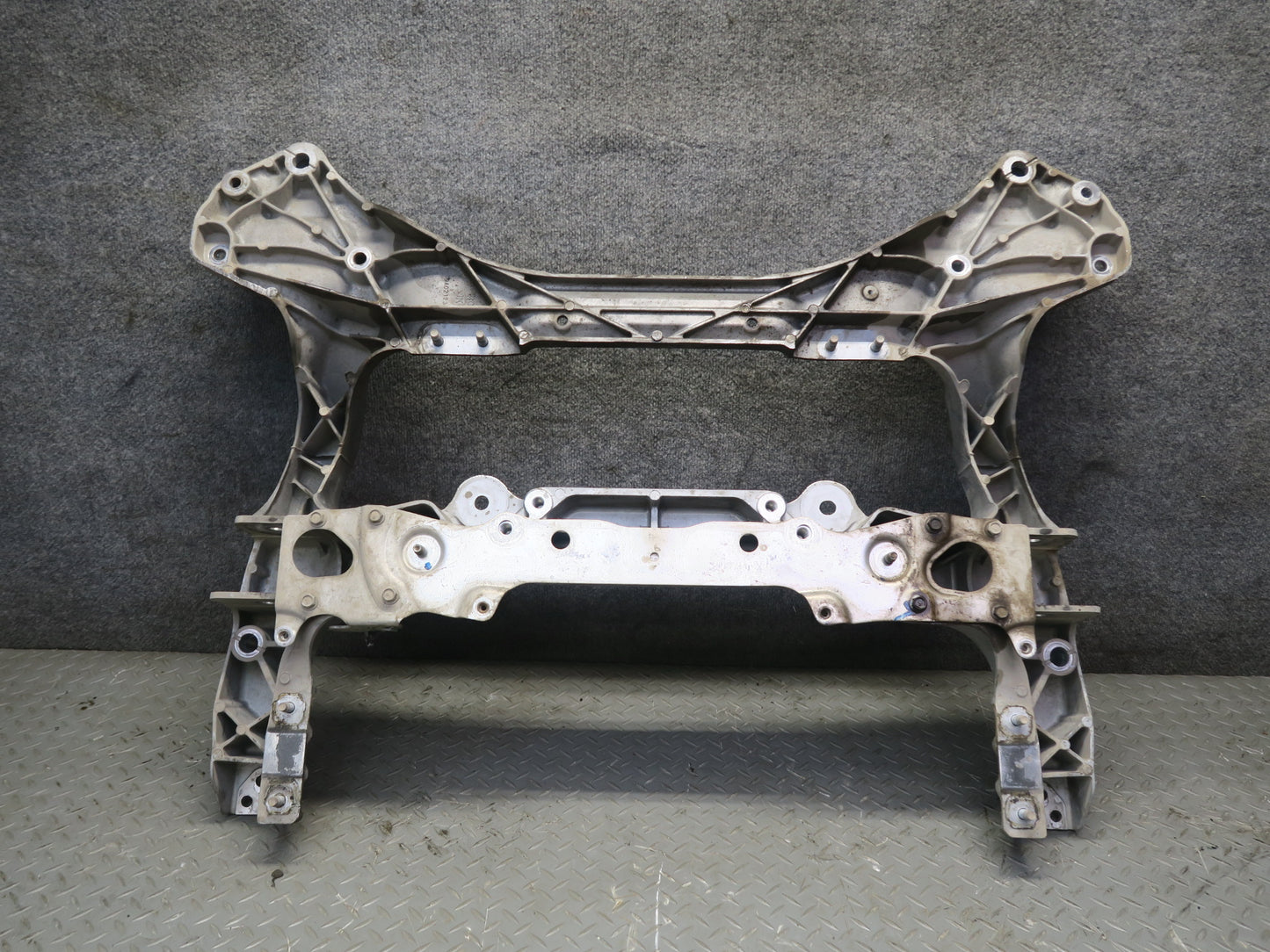 09-20 Nissan Z34 370Z Front Engine Subframe Crossmember Carrier Cradle OEM