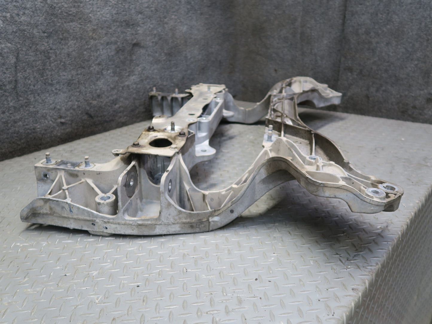 09-20 Nissan Z34 370Z Front Engine Subframe Crossmember Carrier Cradle OEM