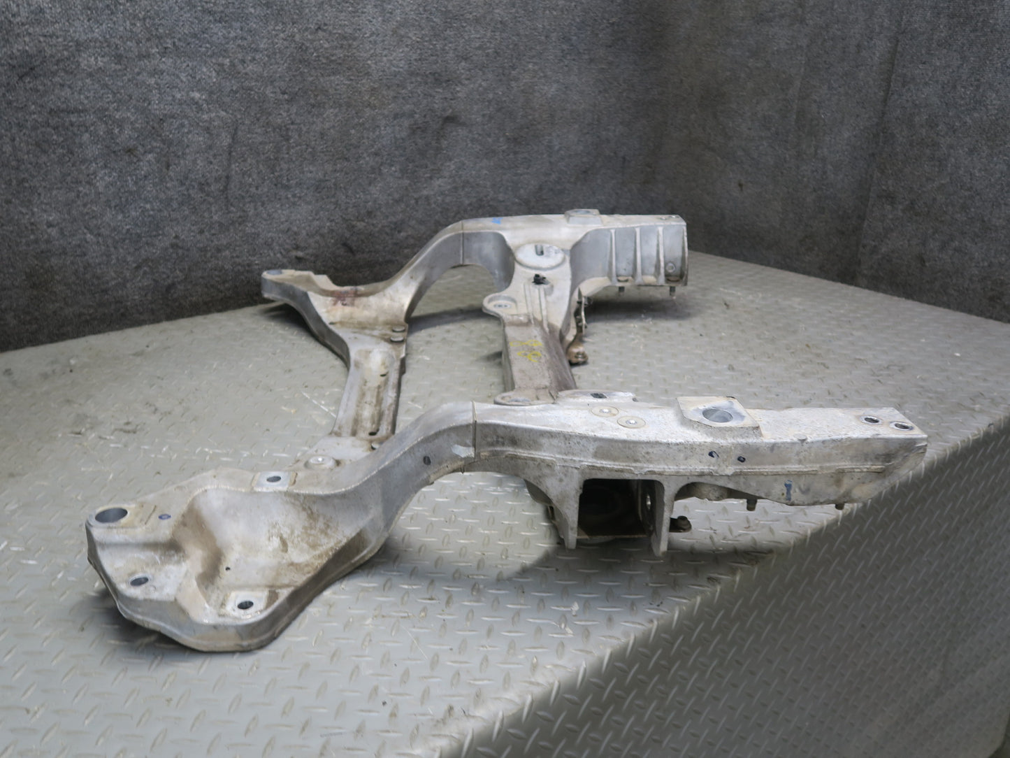 09-20 Nissan Z34 370Z Front Engine Subframe Crossmember Carrier Cradle OEM