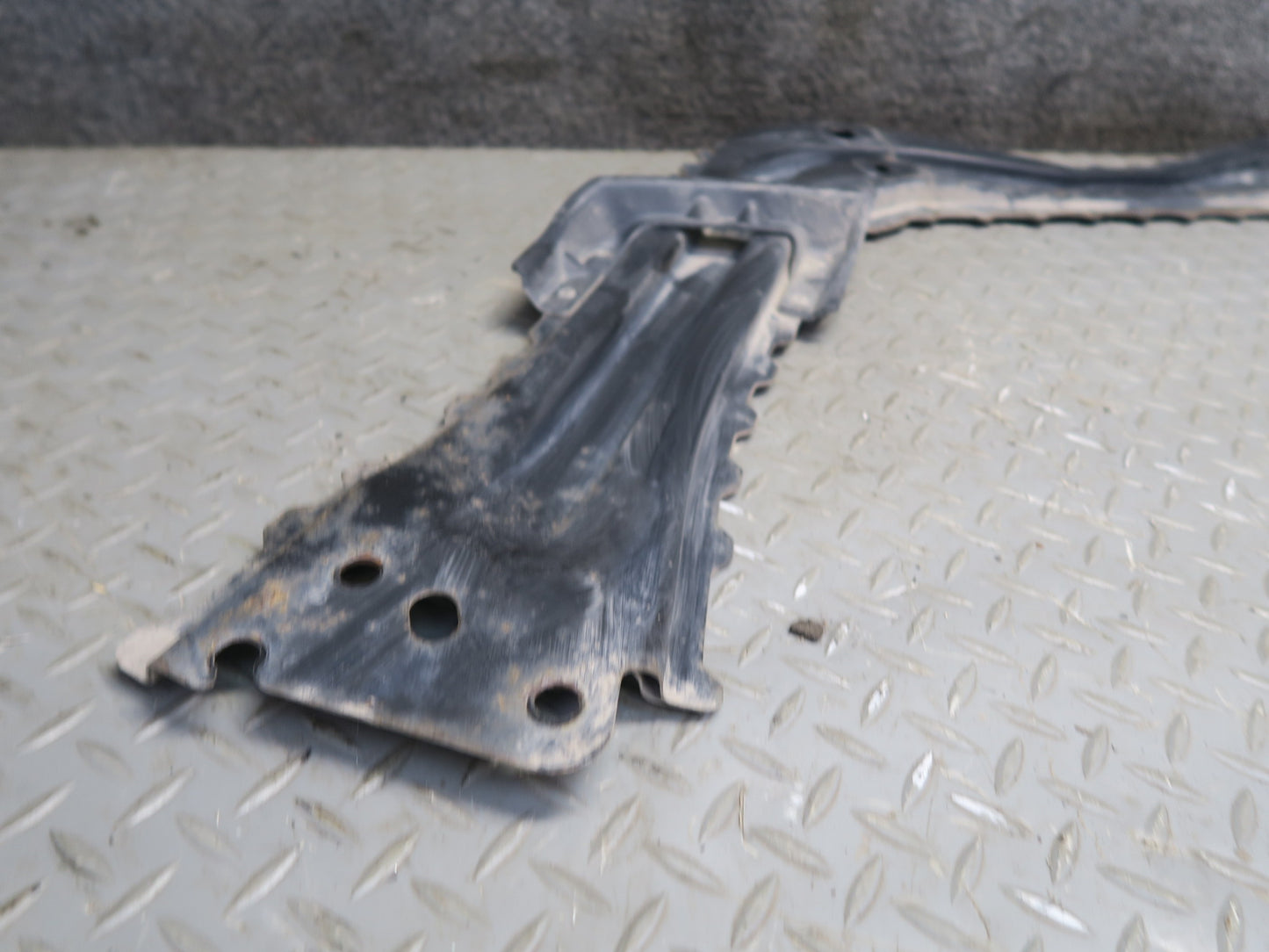 09-20 Nissan Z34 370Z Rear Suspension Crossmember Tunnel Stay Brace 116K OEM