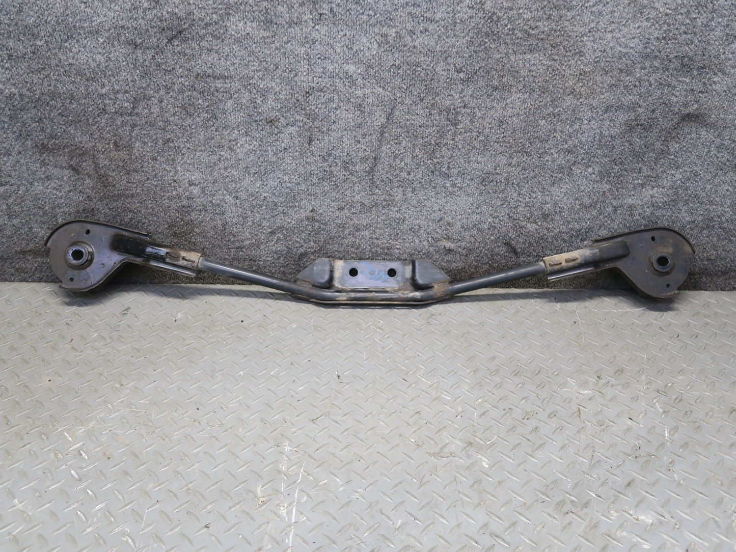 09-20 Nissan 370Z Z34 Rear Sub Frame Subframe Crossmember Brace Bar 116K OEM