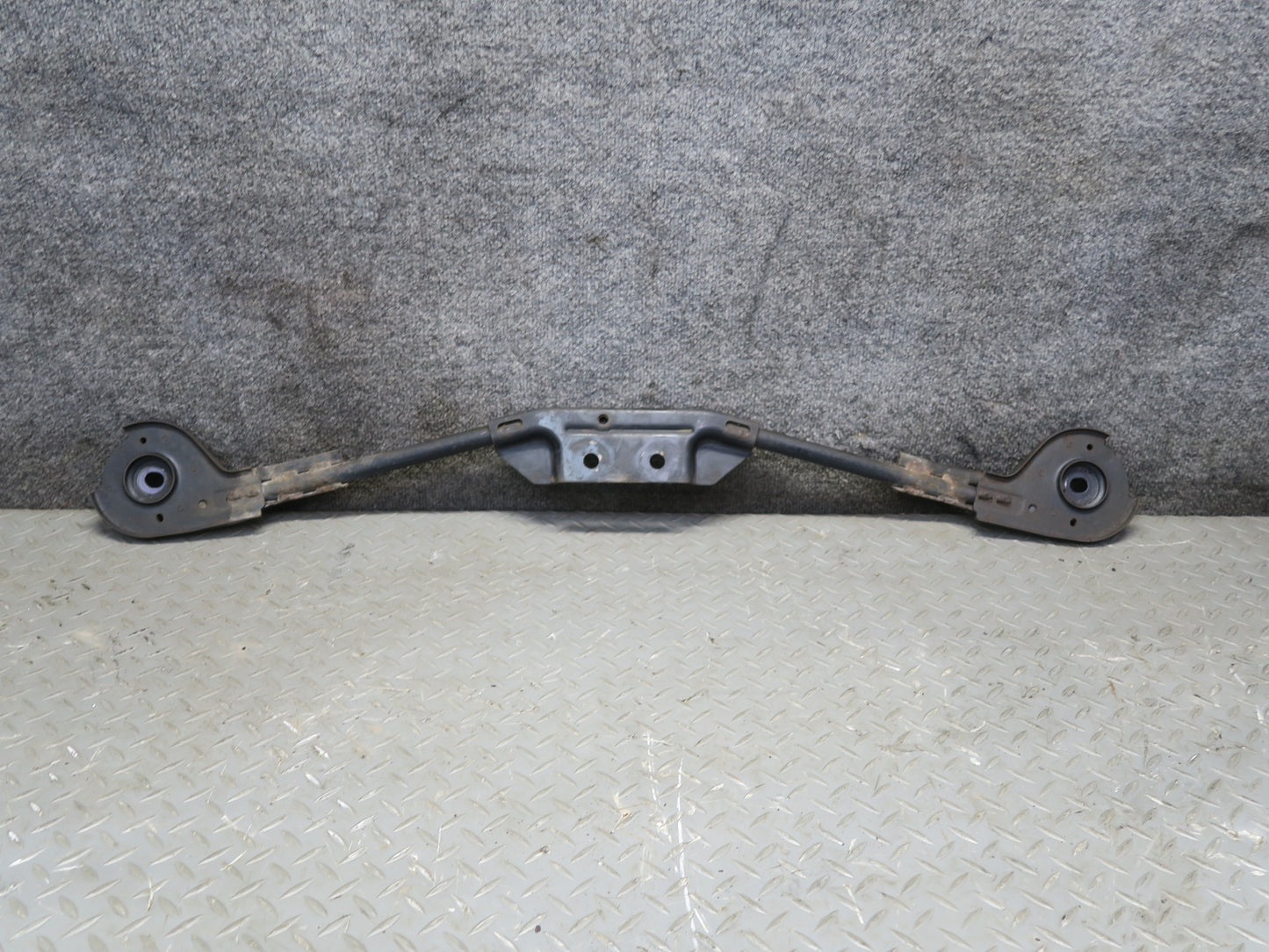09-20 Nissan 370Z Z34 Rear Sub Frame Subframe Crossmember Brace Bar 116K OEM