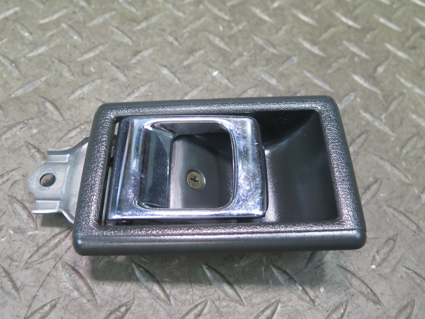 84-86 Toyota Cressida MX73 Sedan Set of 2 Rear Door Interior Handle Gray OEM