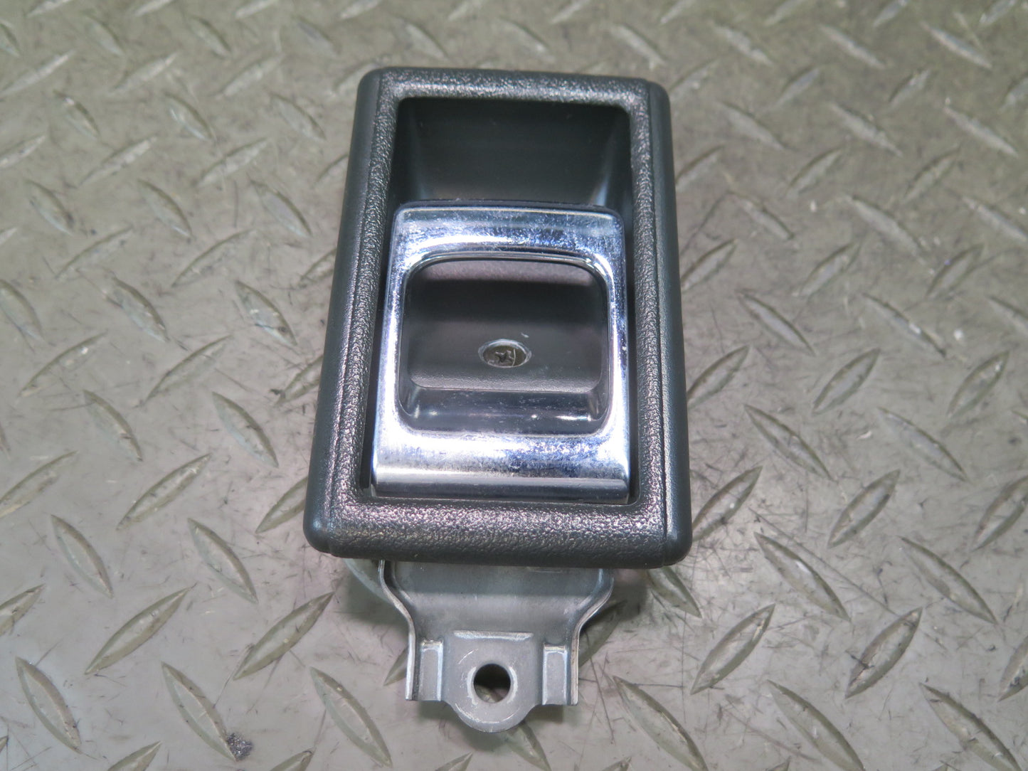 84-86 Toyota Cressida MX73 Sedan Set of 2 Rear Door Interior Handle Gray OEM
