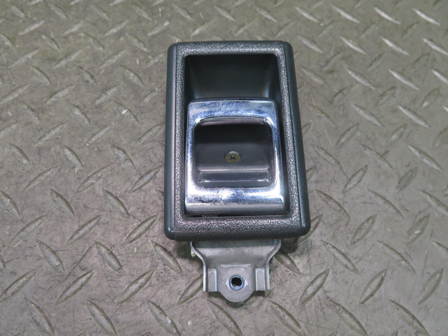 84-86 Toyota Cressida MX73 Sedan Set of 2 Front Door Interior Handle Gray OEM