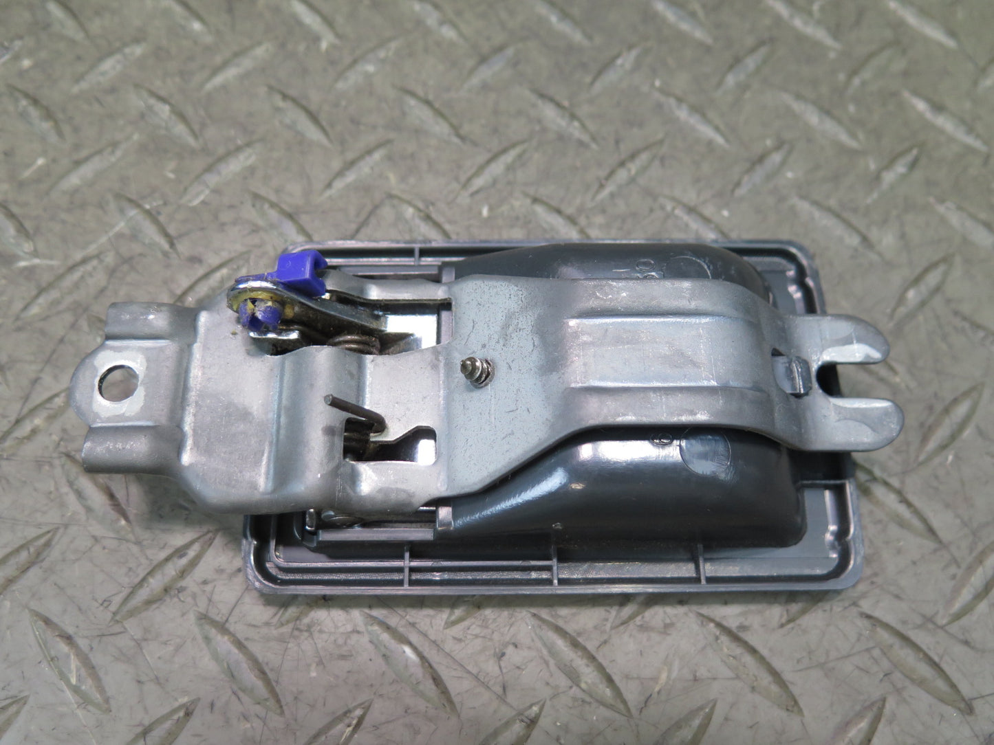 84-86 Toyota Cressida MX73 Sedan Set of 2 Front Door Interior Handle Gray OEM