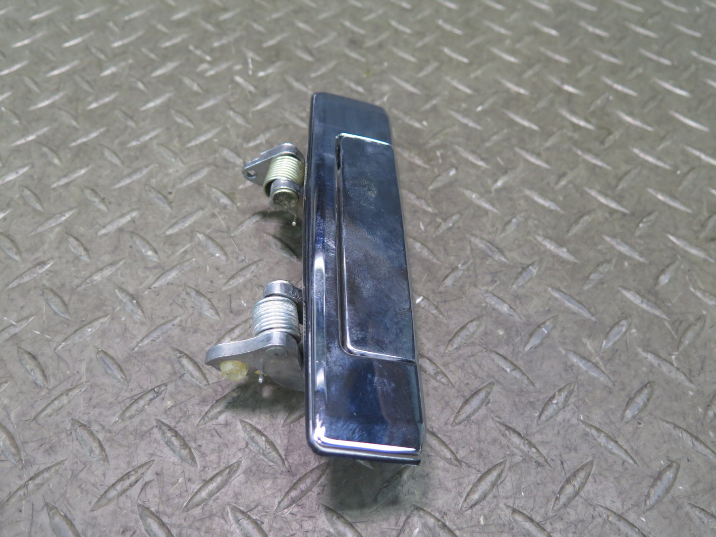 84-88 Toyota Cressida MX73 Sedan Set of 2 Rear Door Exterior Handle OEM
