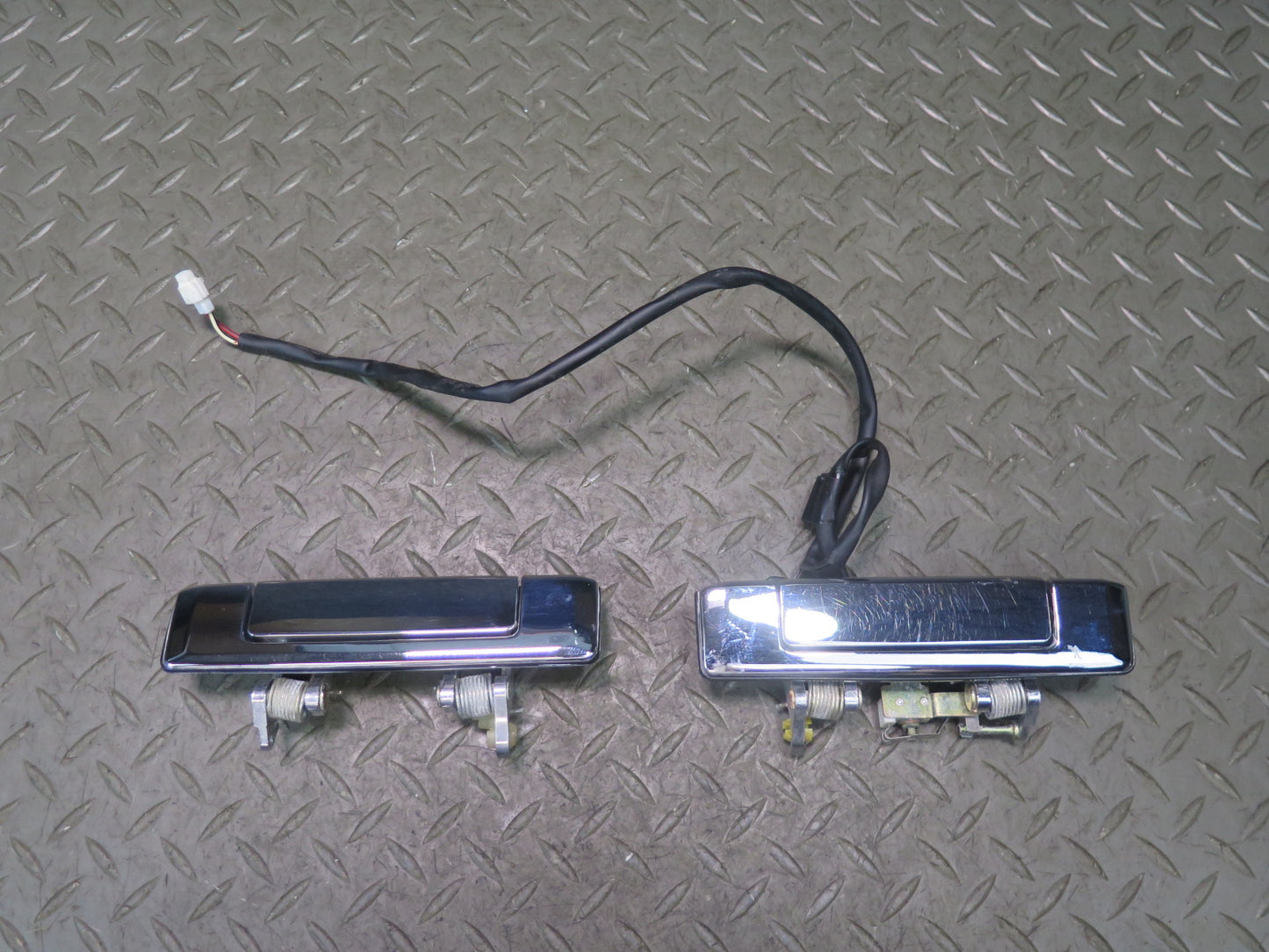 84-88 Toyota Cressida MX73 Sedan Set of 2 Front Door Exterior Handle OEM