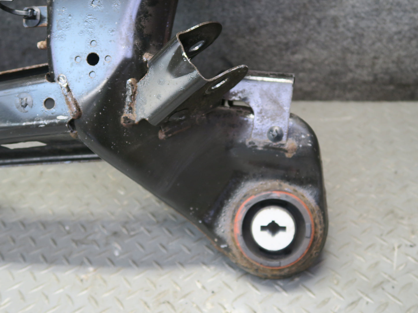 2014-2020 Maserati Ghibli M157 SQ4 AWD Rear Subframe Crossmember Carrier Cradle