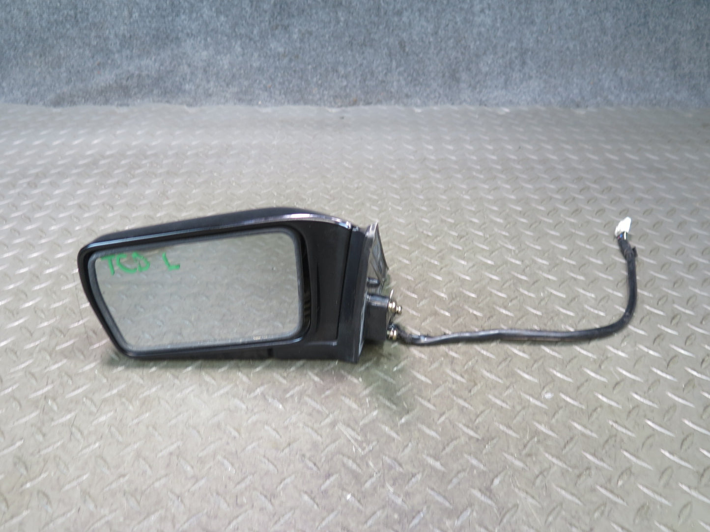 84-88 Toyota Cressida MX73 Sedan Left Door Exterior Side View Power Mirror OEM