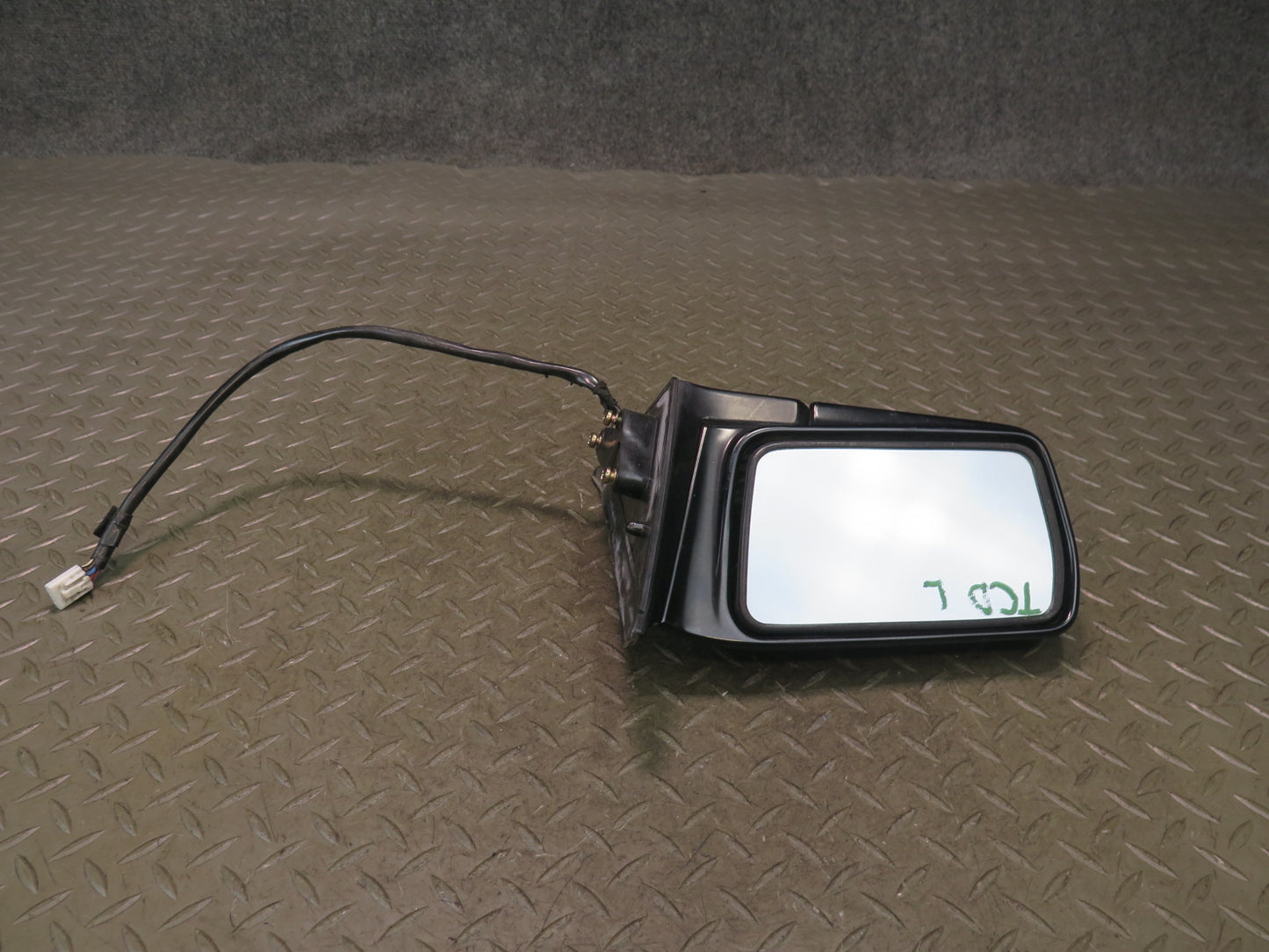 84-88 Toyota Cressida MX73 Sedan Left Door Exterior Side View Power Mirror OEM