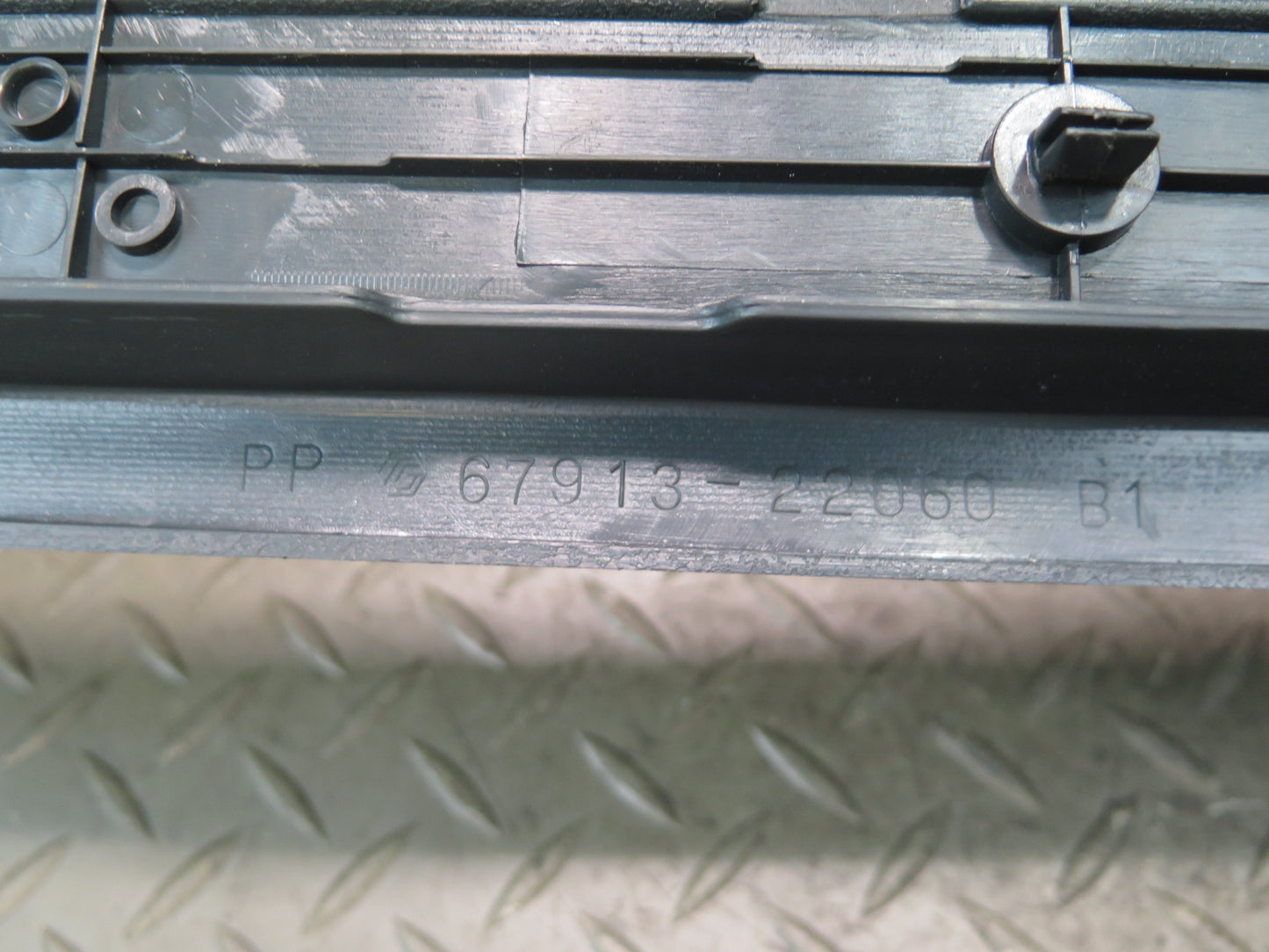 84-88 Toyota Cressida MX73 Sedan Front & Rear Door Scuff Sill Plate Trim Set OEM