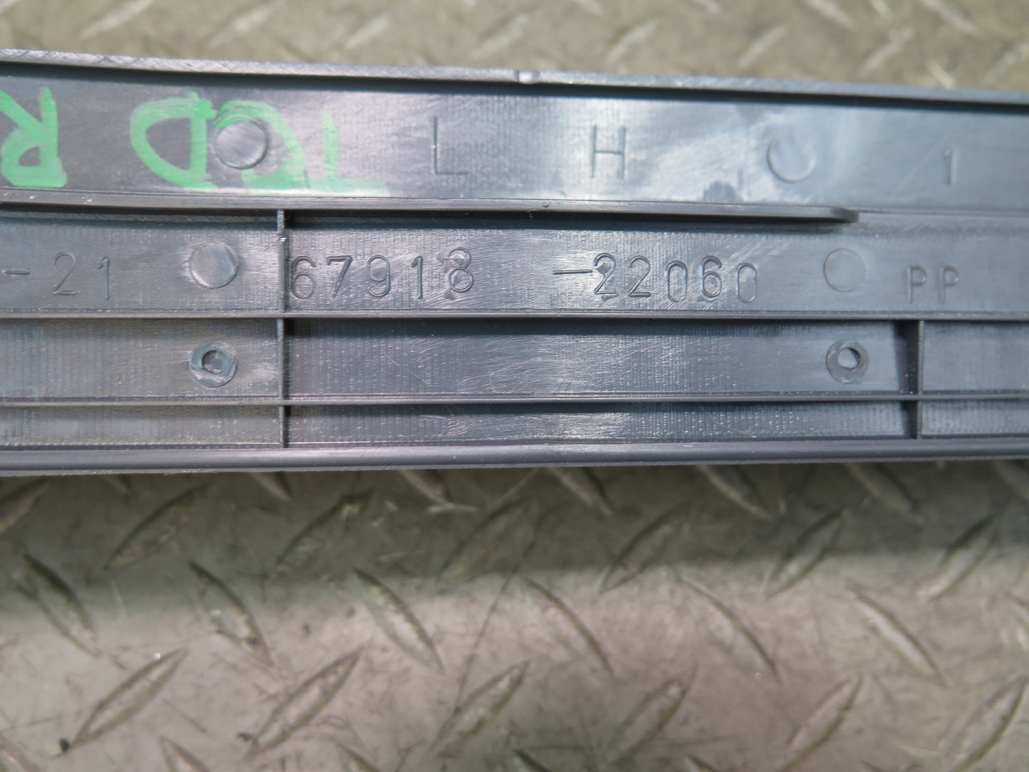 84-88 Toyota Cressida MX73 Sedan Front & Rear Door Scuff Sill Plate Trim Set OEM