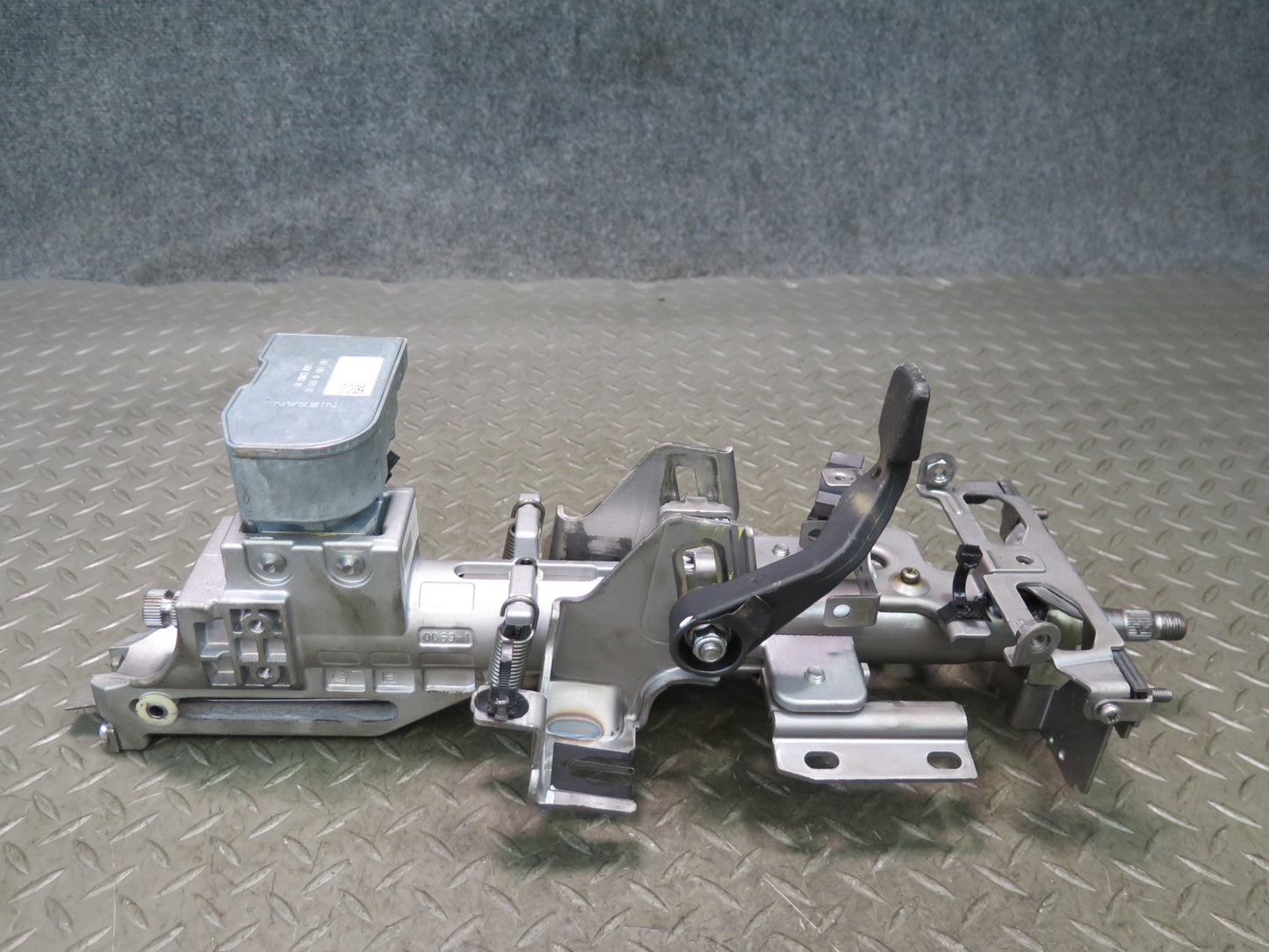 09-12 Nissan Z34 370Z Steering Column w Lock Assembly 116K Miles OEM