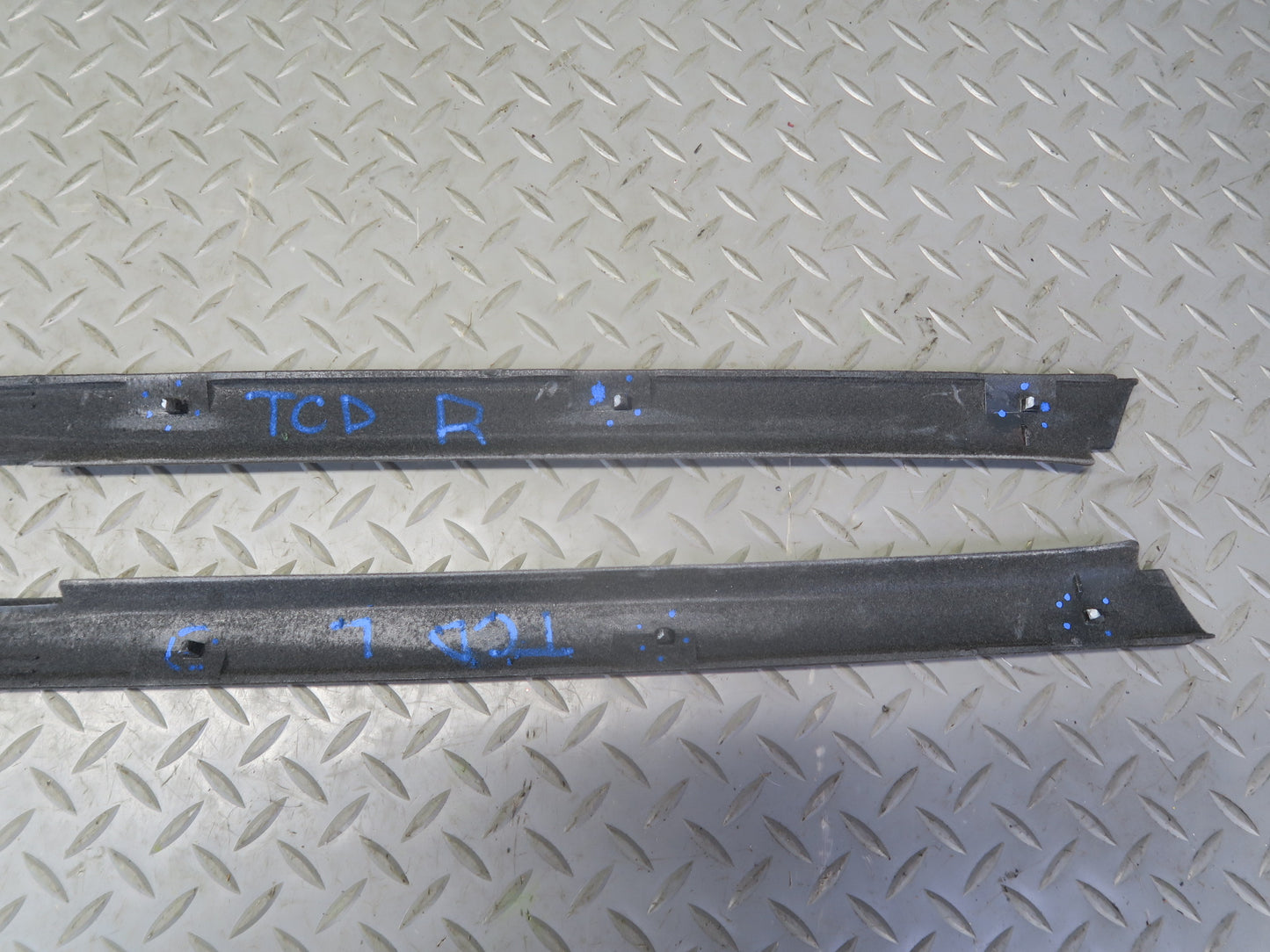 84-86 Toyota Cressida MX73 Sedan Set of 2 Roof Side Rail Trim Cover Gray OEM