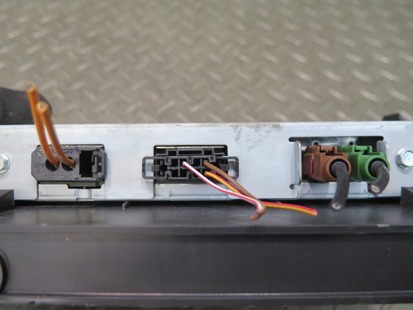2003-2010 Porsche Cayenne 957 Sirius Satellite Radio Receiver Module 7L5910563E