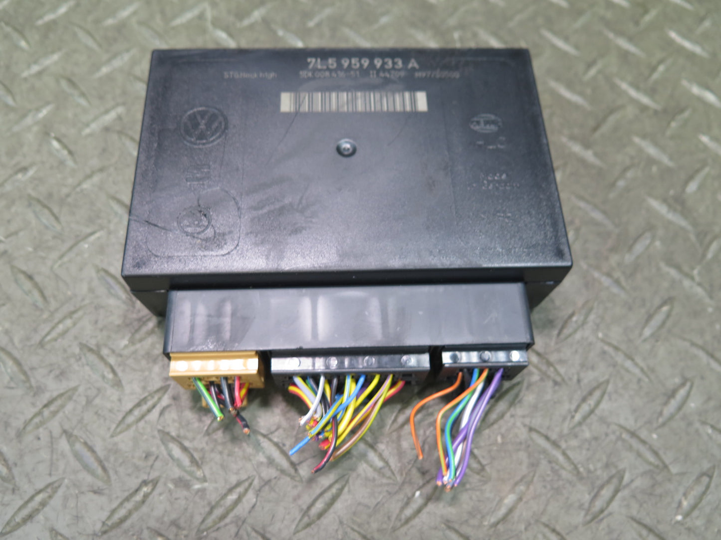 2008-2010 Porsche Cayenne 957 Body Control Module Unit BCM BCU 7L5959933A