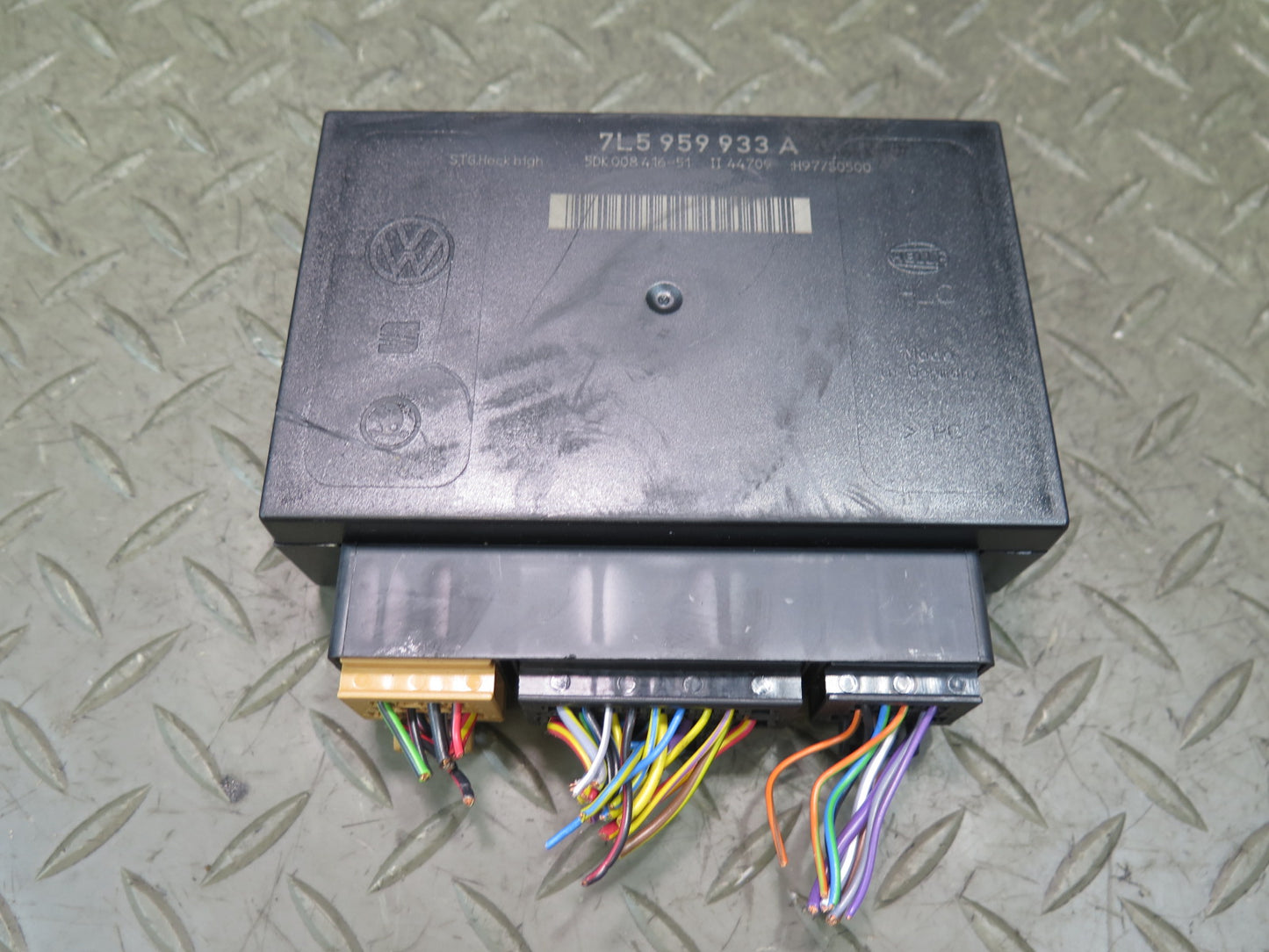 2008-2010 Porsche Cayenne 957 Body Control Module Unit BCM BCU 7L5959933A