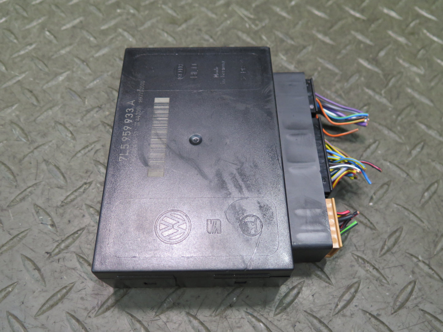 2008-2010 Porsche Cayenne 957 Body Control Module Unit BCM BCU 7L5959933A