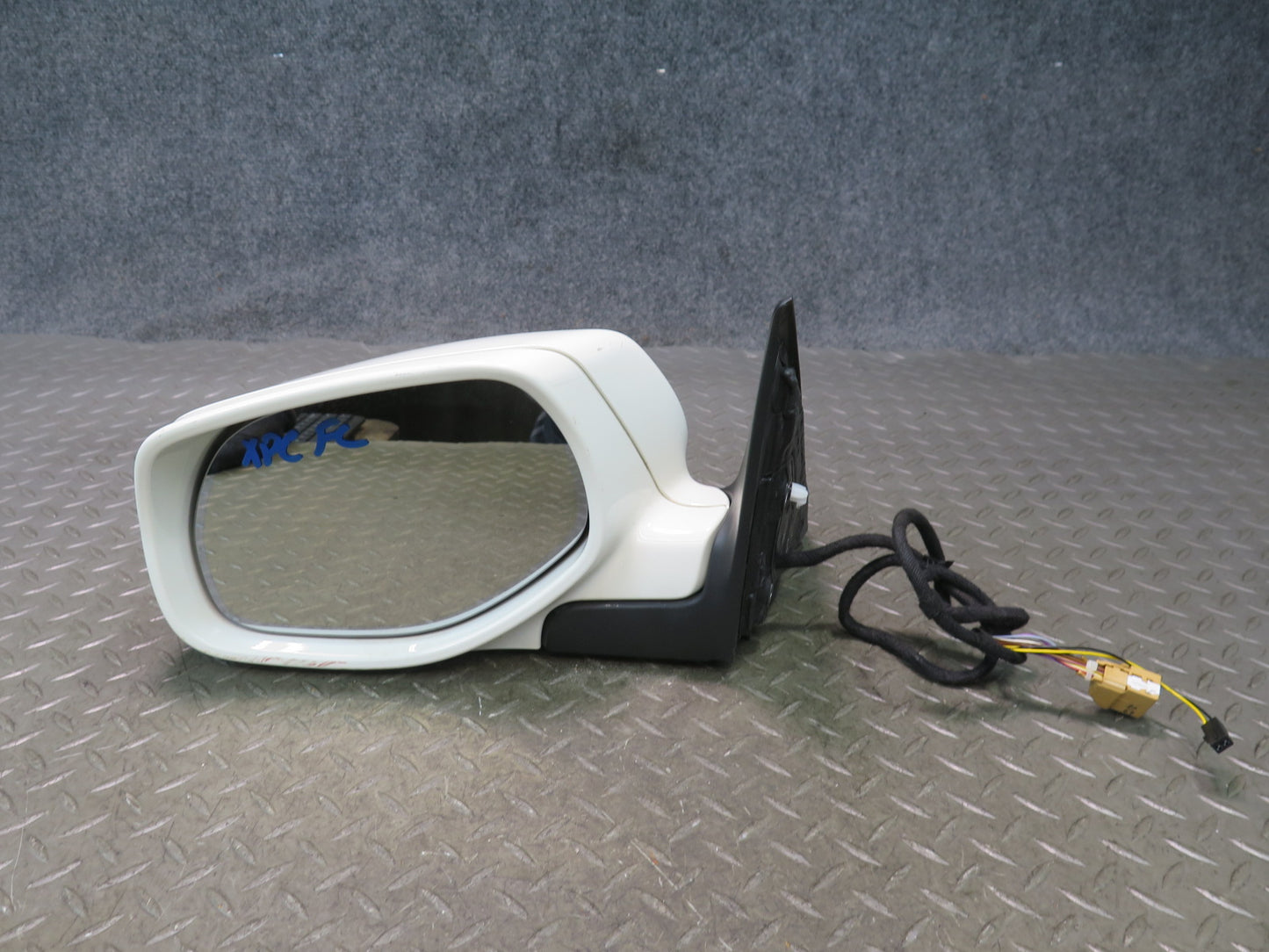 2008-2010 Porsche Cayenne 957 Left Exterior Side View Heated Mirror Sand White
