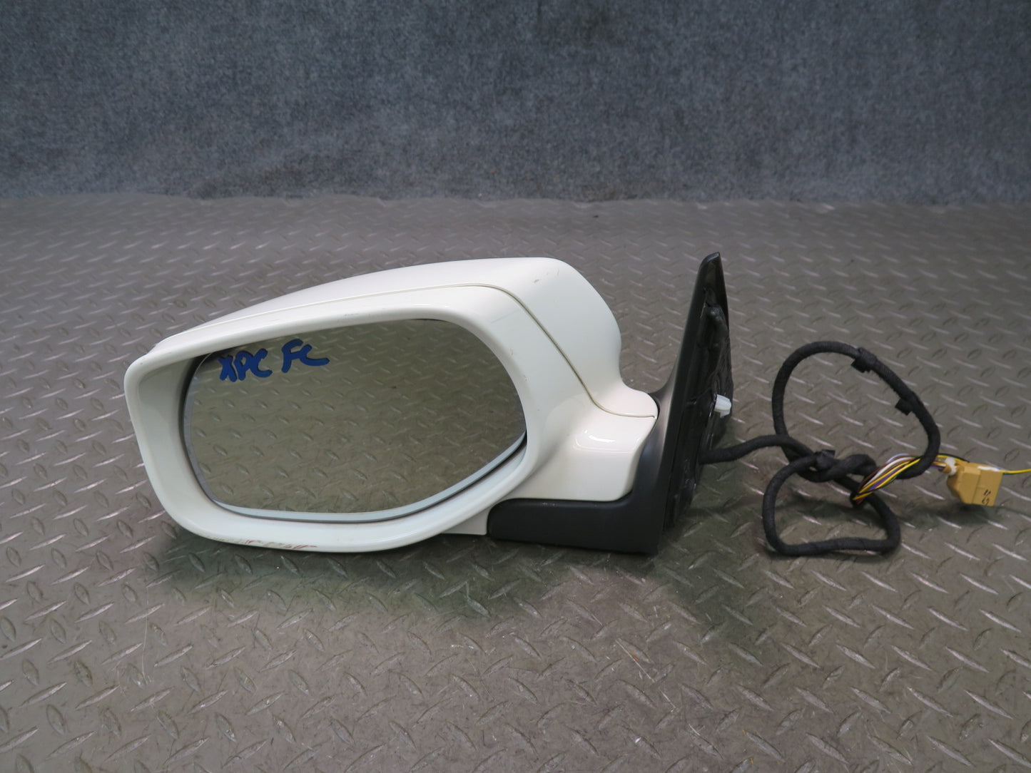 2008-2010 Porsche Cayenne 957 Left Exterior Side View Heated Mirror Sand White