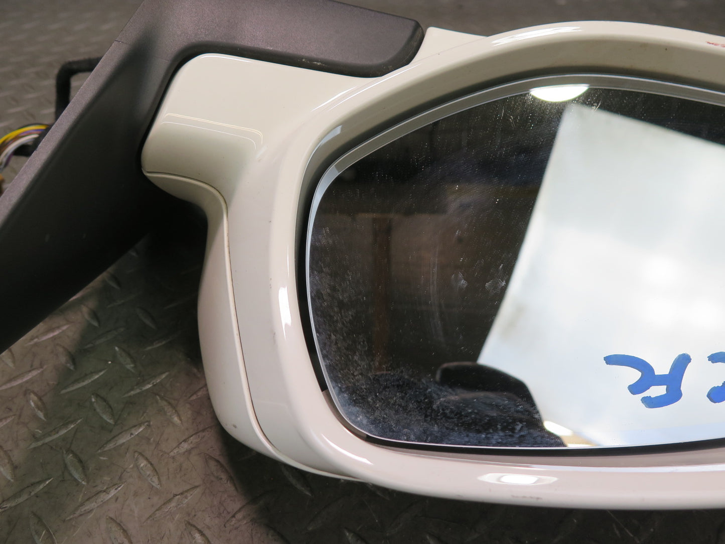 2008-2010 Porsche Cayenne 957 Left Exterior Side View Heated Mirror Sand White