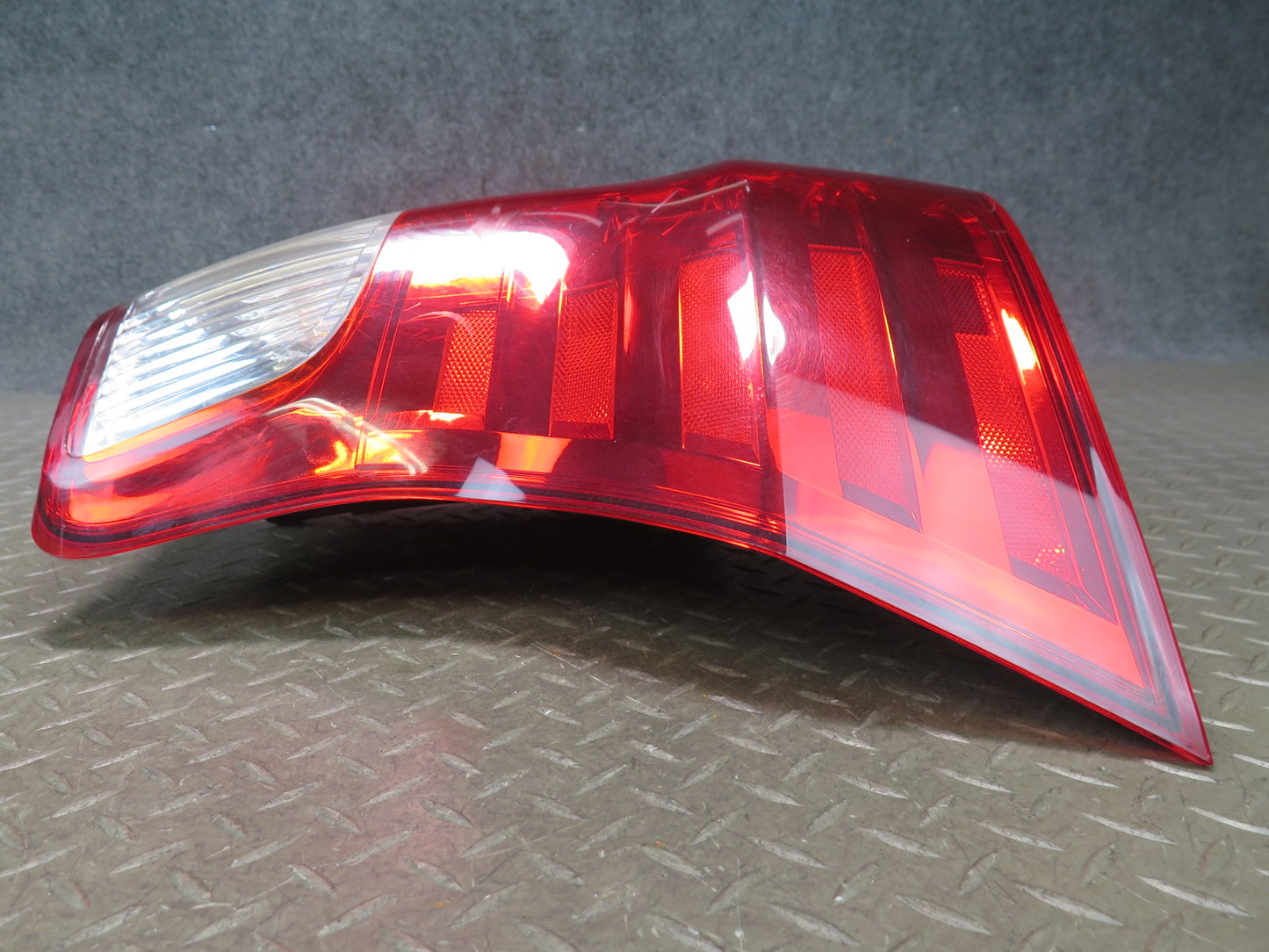2010-2013 Lexus URJ150L GX460 Rear Left Driver Side Tail Light Lamp