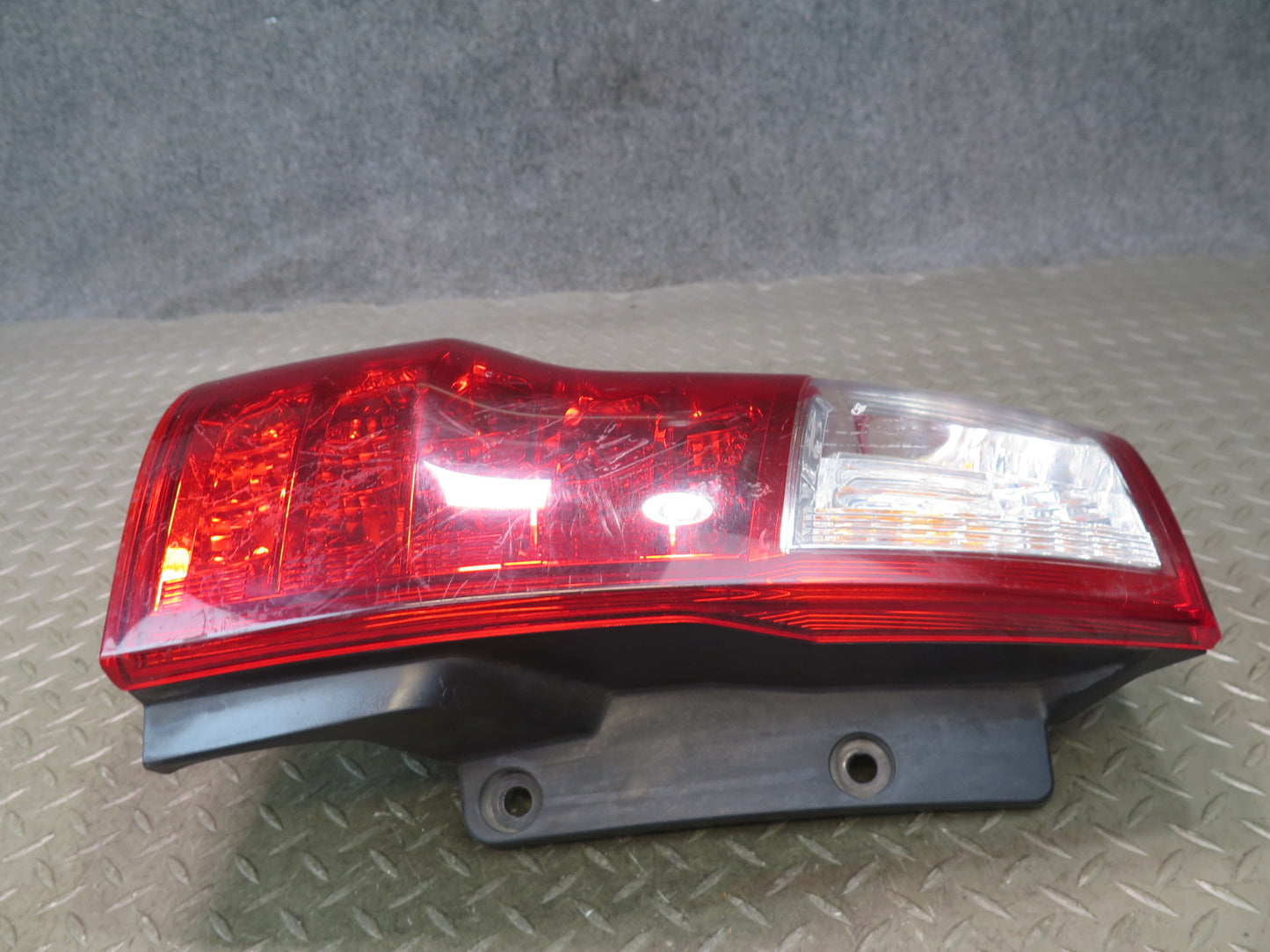 2010-2013 Lexus URJ150L GX460 Rear Left Driver Side Tail Light Lamp