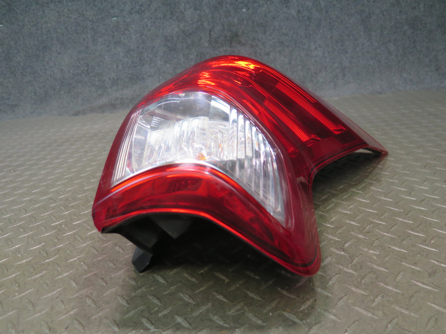 2010-2013 Lexus URJ150L GX460 Rear Left Driver Side Tail Light Lamp