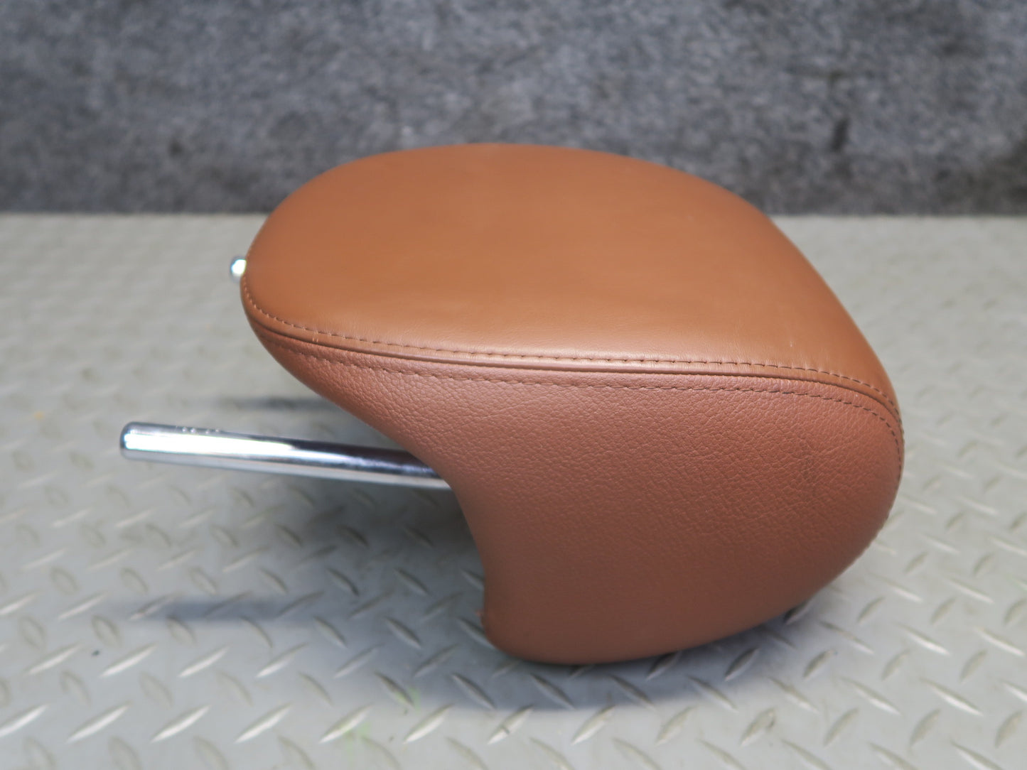 2003-2010 Porsche Cayenne 957 Rear Left Center Right Seat Leather Headrest Set