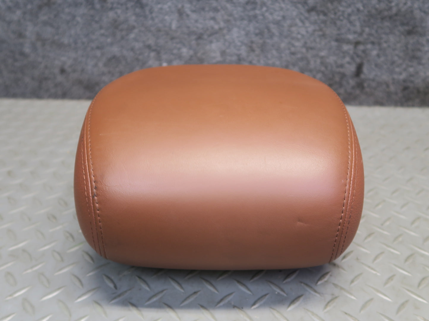 2003-2010 Porsche Cayenne 957 Rear Left Center Right Seat Leather Headrest Set
