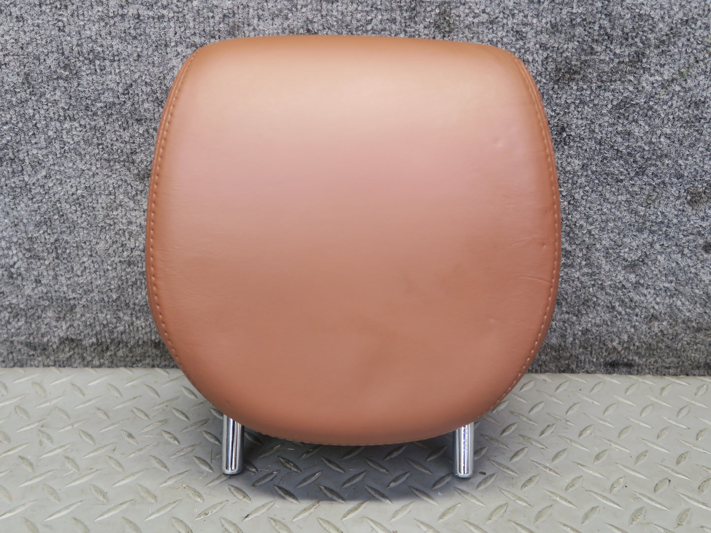 2003-2010 Porsche Cayenne 957 Rear Left Center Right Seat Leather Headrest Set