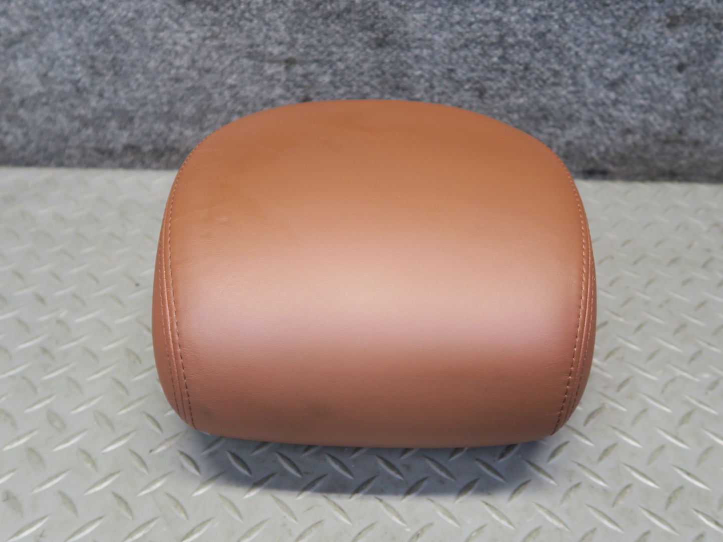 2003-2010 Porsche Cayenne 957 Rear Left Center Right Seat Leather Headrest Set