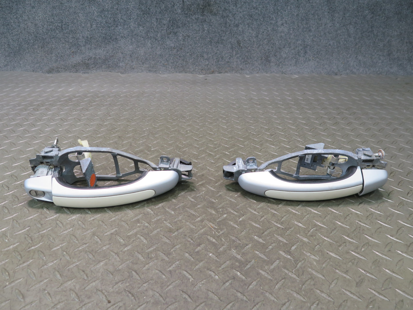 2003-2010 Porsche Cayenne 955 Front Left & Right Door Exterior Handle Set of 2