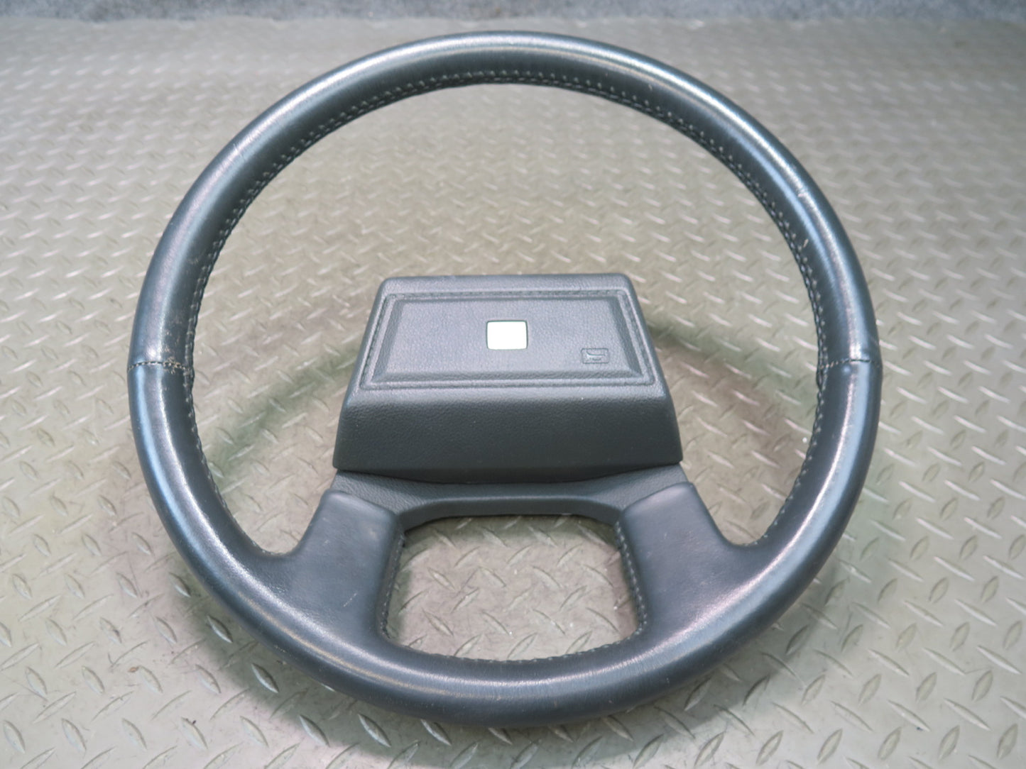 85-86 Toyota Cressida MX73 Leather Steering w Horn Pad Gray 45K Miles OEM