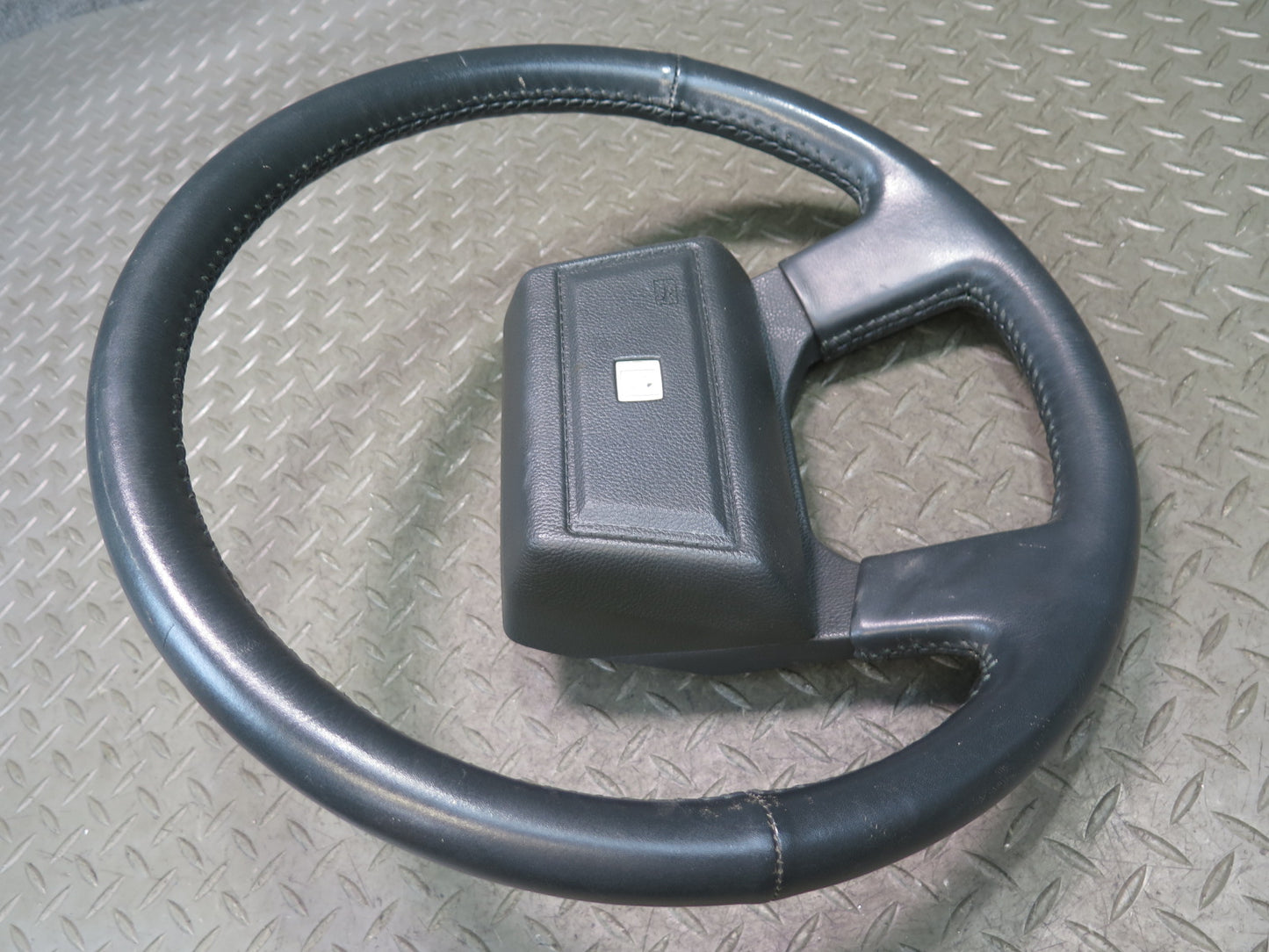 85-86 Toyota Cressida MX73 Leather Steering w Horn Pad Gray 45K Miles OEM