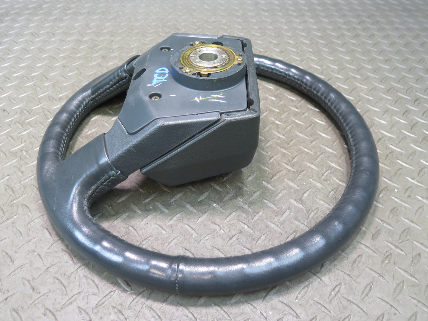 85-86 Toyota Cressida MX73 Leather Steering w Horn Pad Gray 45K Miles OEM