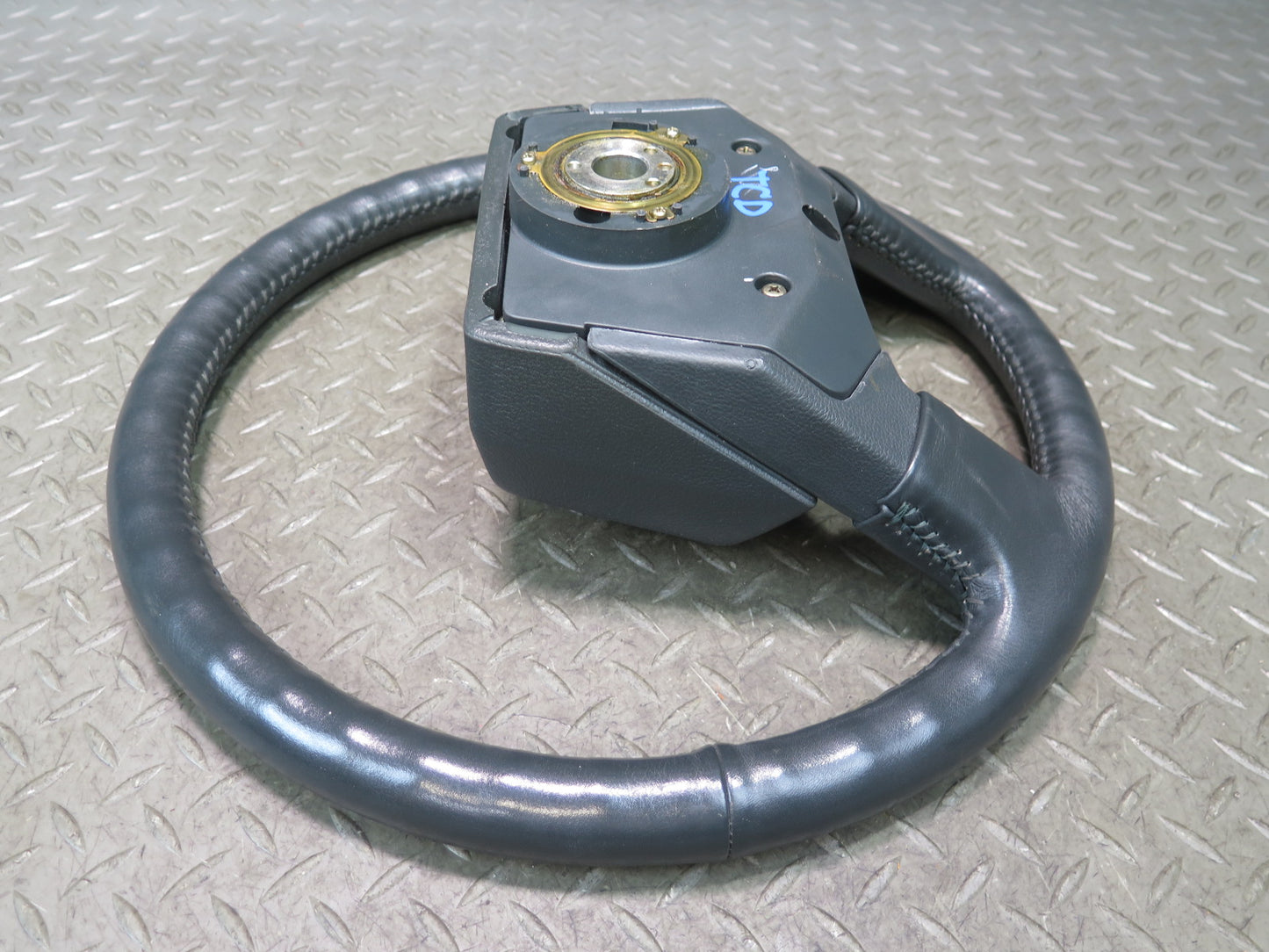 85-86 Toyota Cressida MX73 Leather Steering w Horn Pad Gray 45K Miles OEM