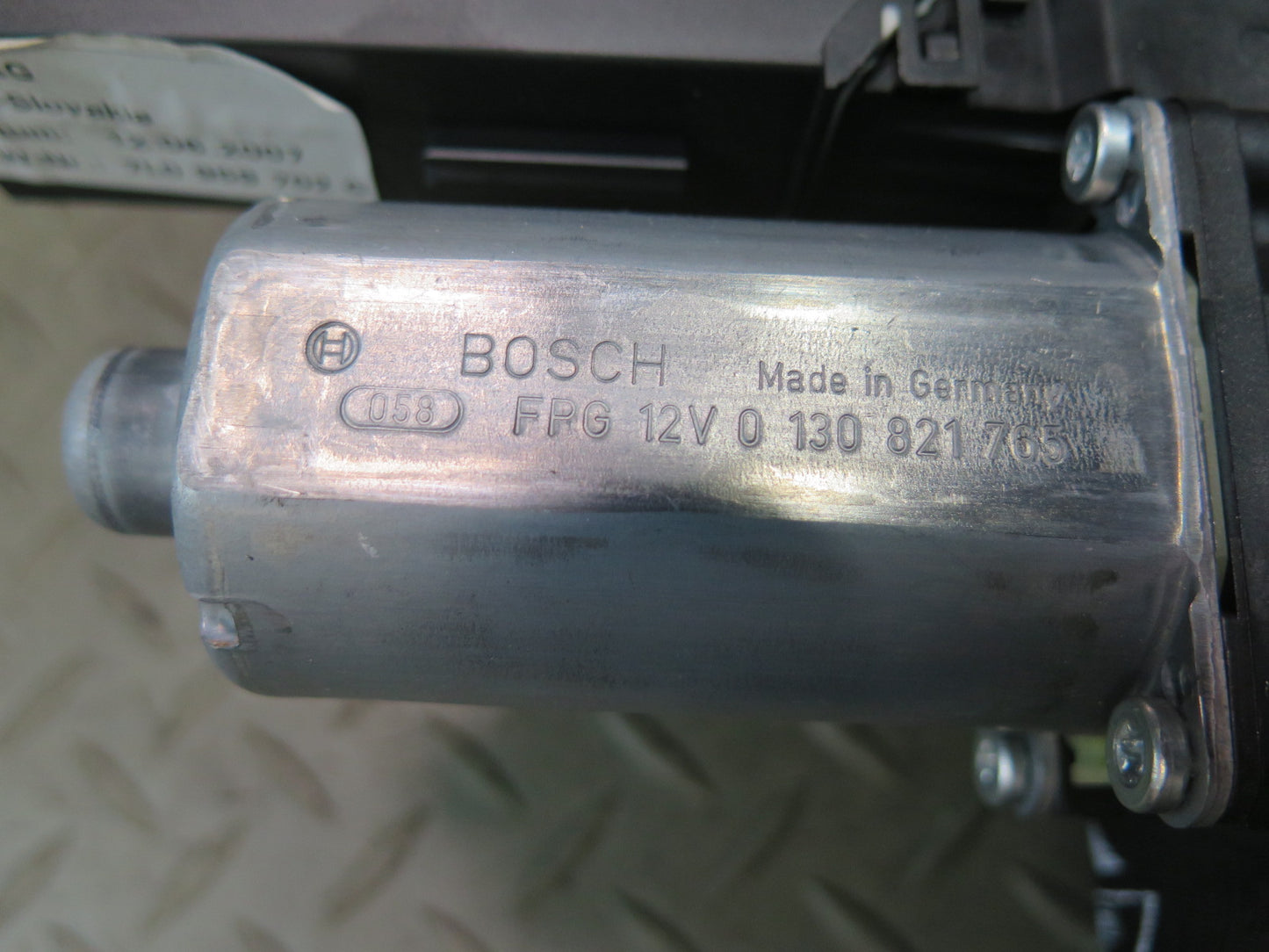 2003-2010 Porsche Cayenne 957 Front Right Door Window Motor 3D1959792E