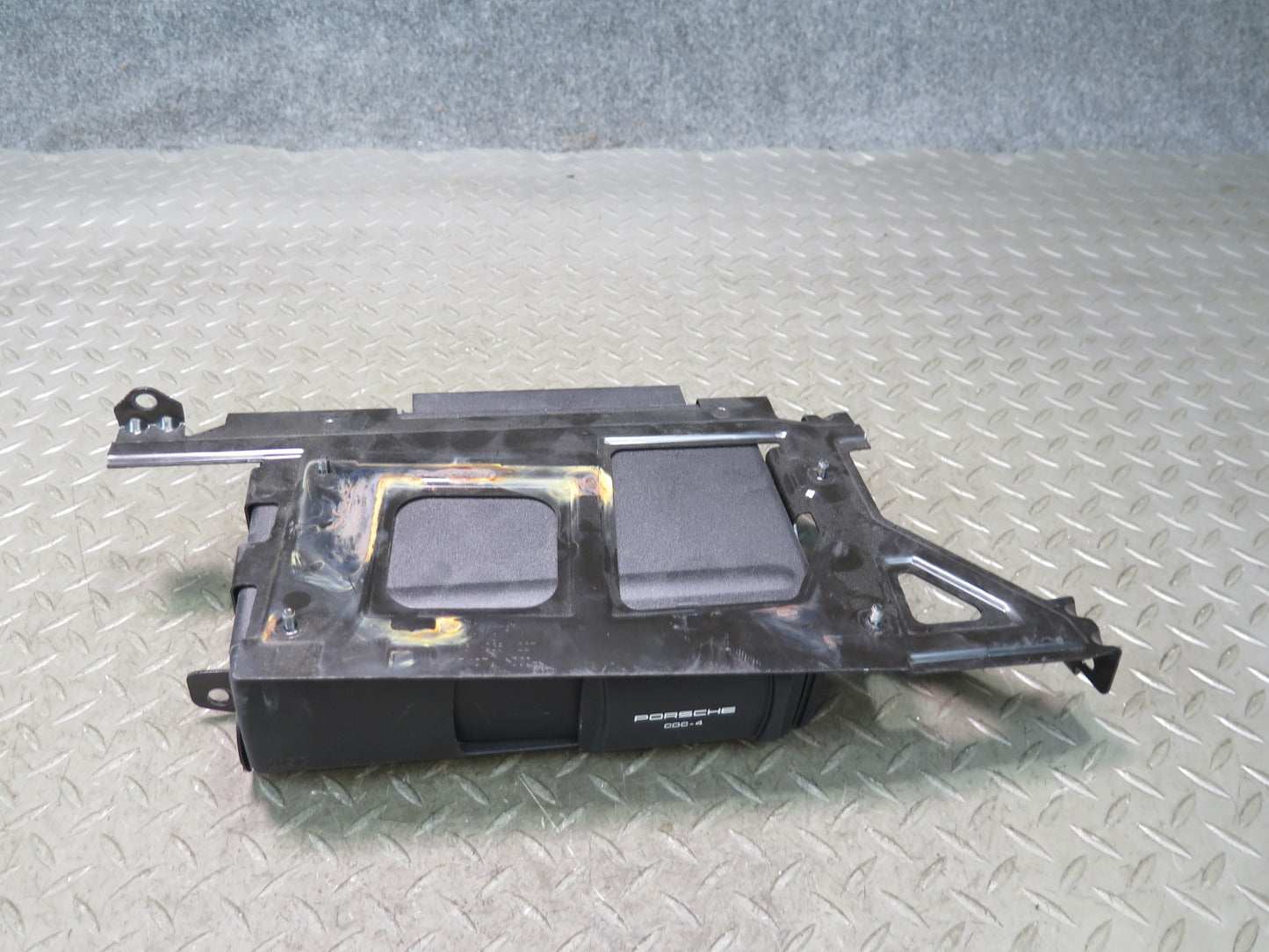 2003-2010 Porsche Cayenne 955 957 CD Changer Player w Magazine 7L5035111D