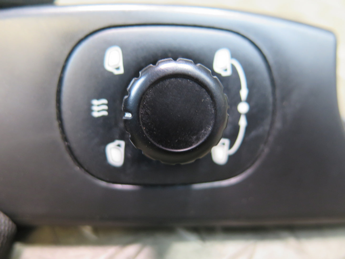 2003-2010 Porsche Cayenne 957 Side View Heated Mirror Control Switch w Trim