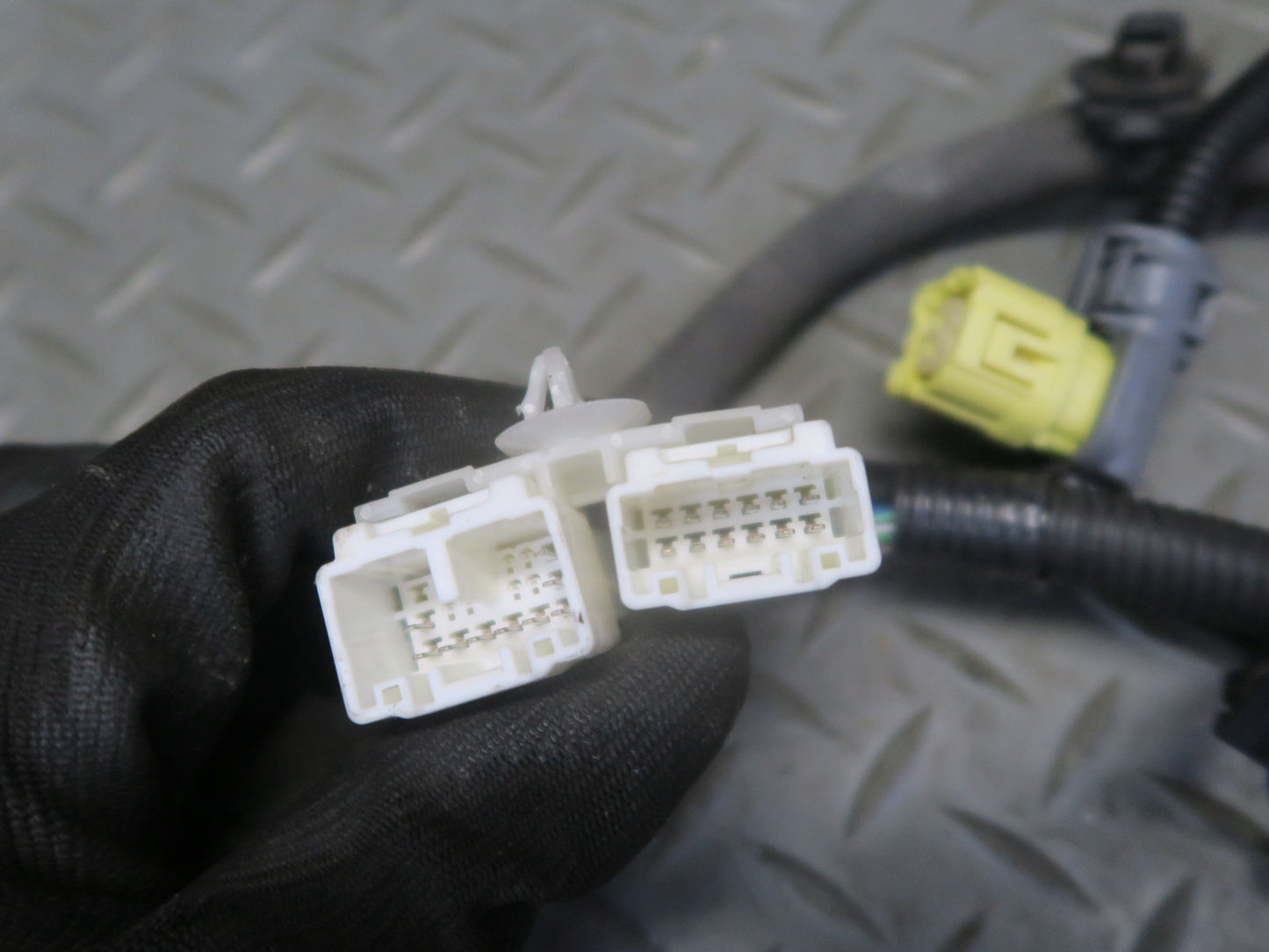 2010-2013 Lexus URJ150L GX460 Right Side Body Frame Floor Wire Wiring Harness