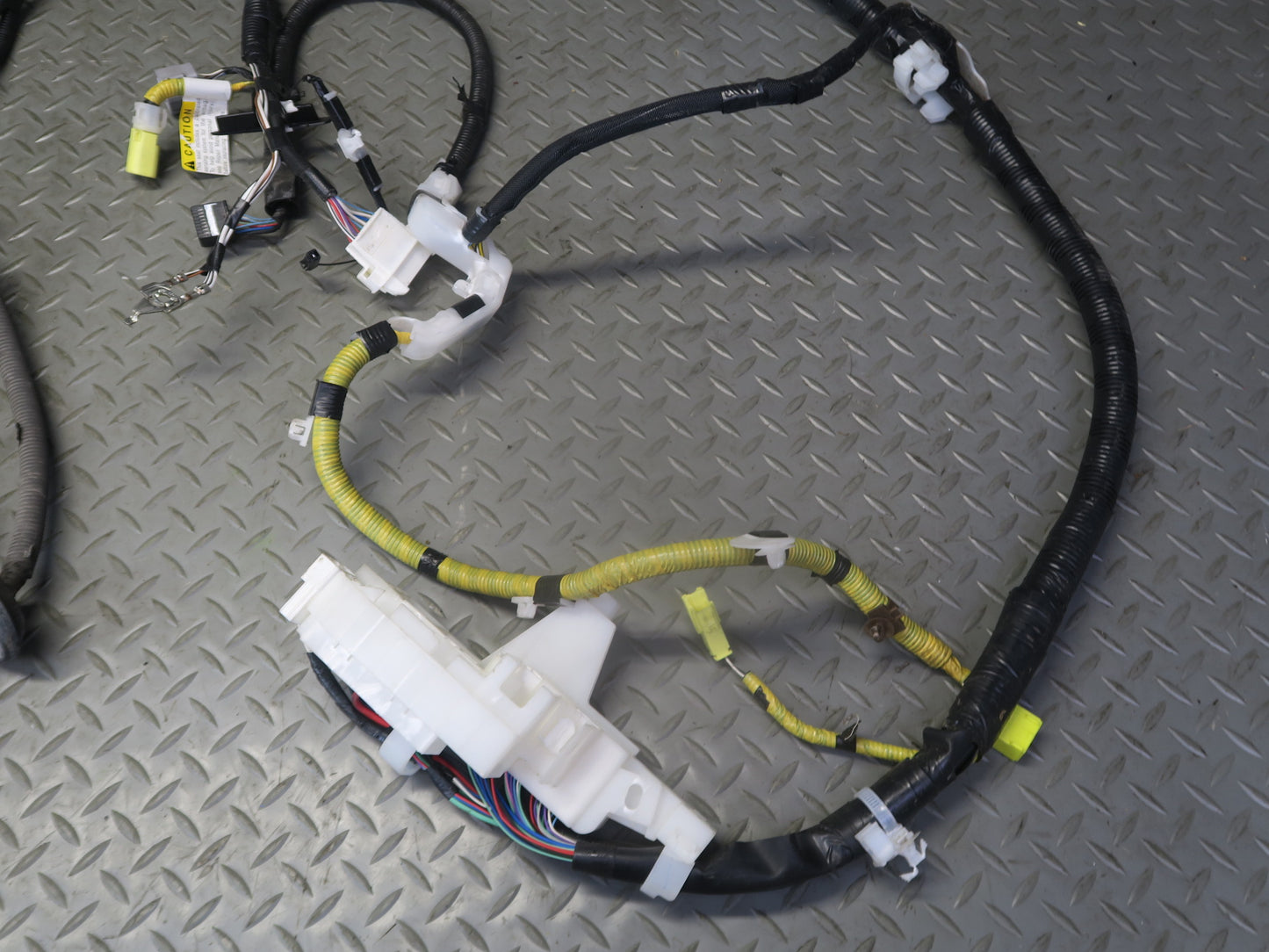 2010-2013 Lexus URJ150L GX460 Right Side Body Frame Floor Wire Wiring Harness