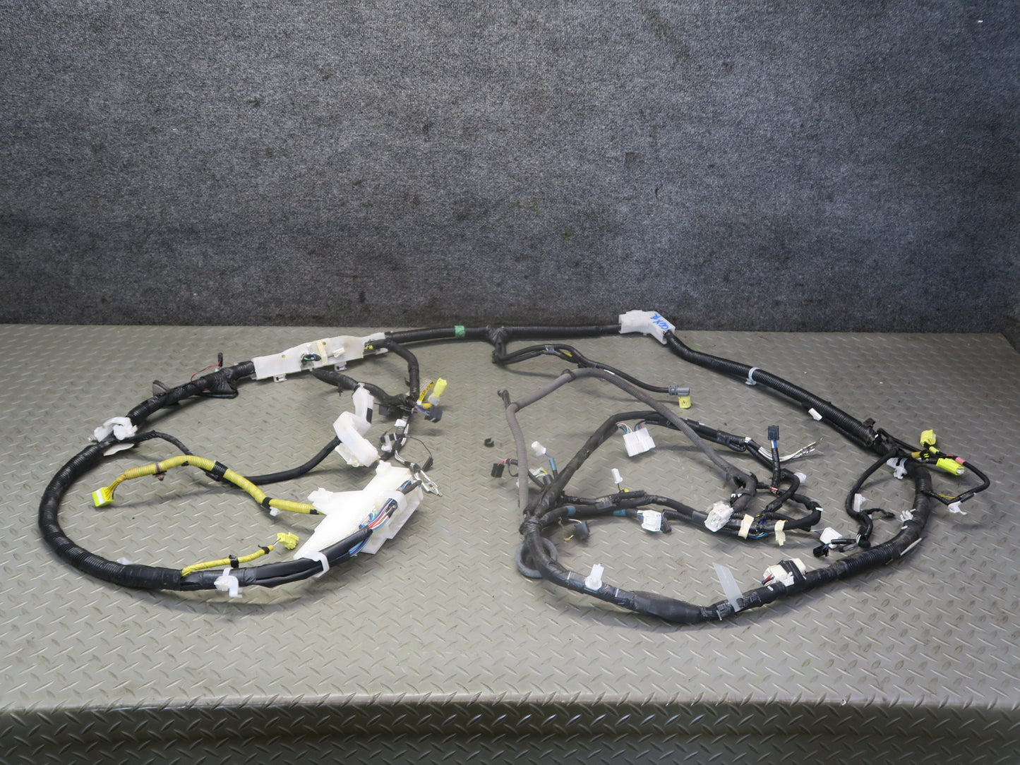 2010-2013 Lexus URJ150L GX460 Right Side Body Frame Floor Wire Wiring Harness