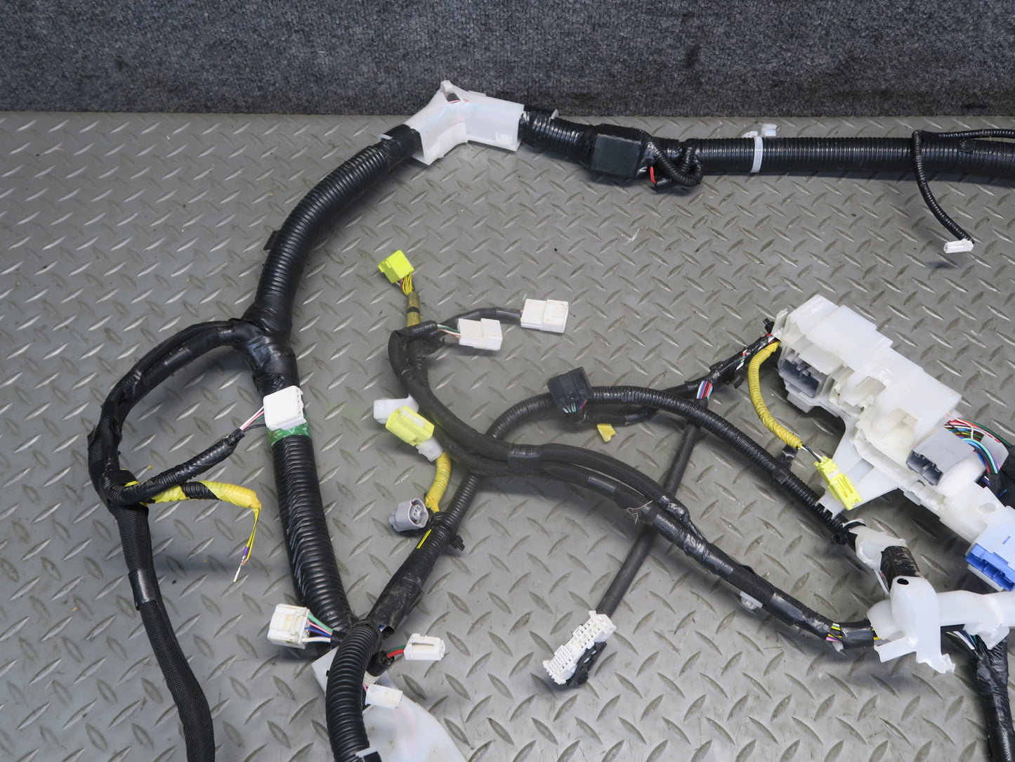 2010-2013 Lexus URJ150L GX460 Left Side Body Frame Floor Wire Wiring Harness