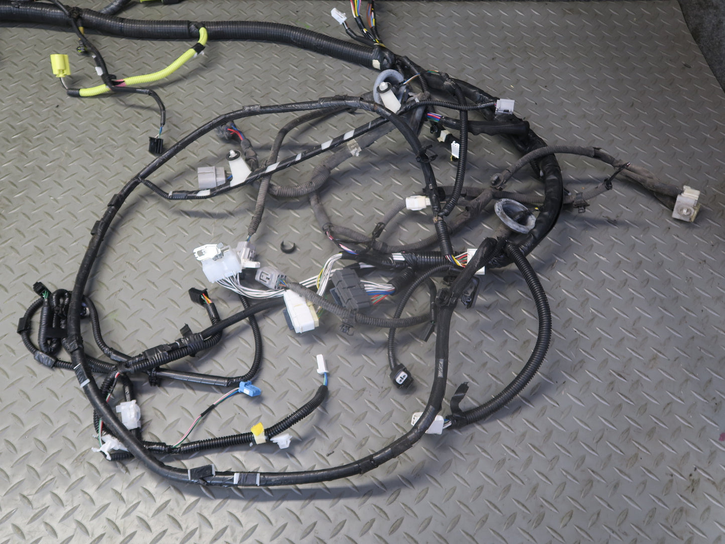 2010-2013 Lexus URJ150L GX460 Left Side Body Frame Floor Wire Wiring Harness