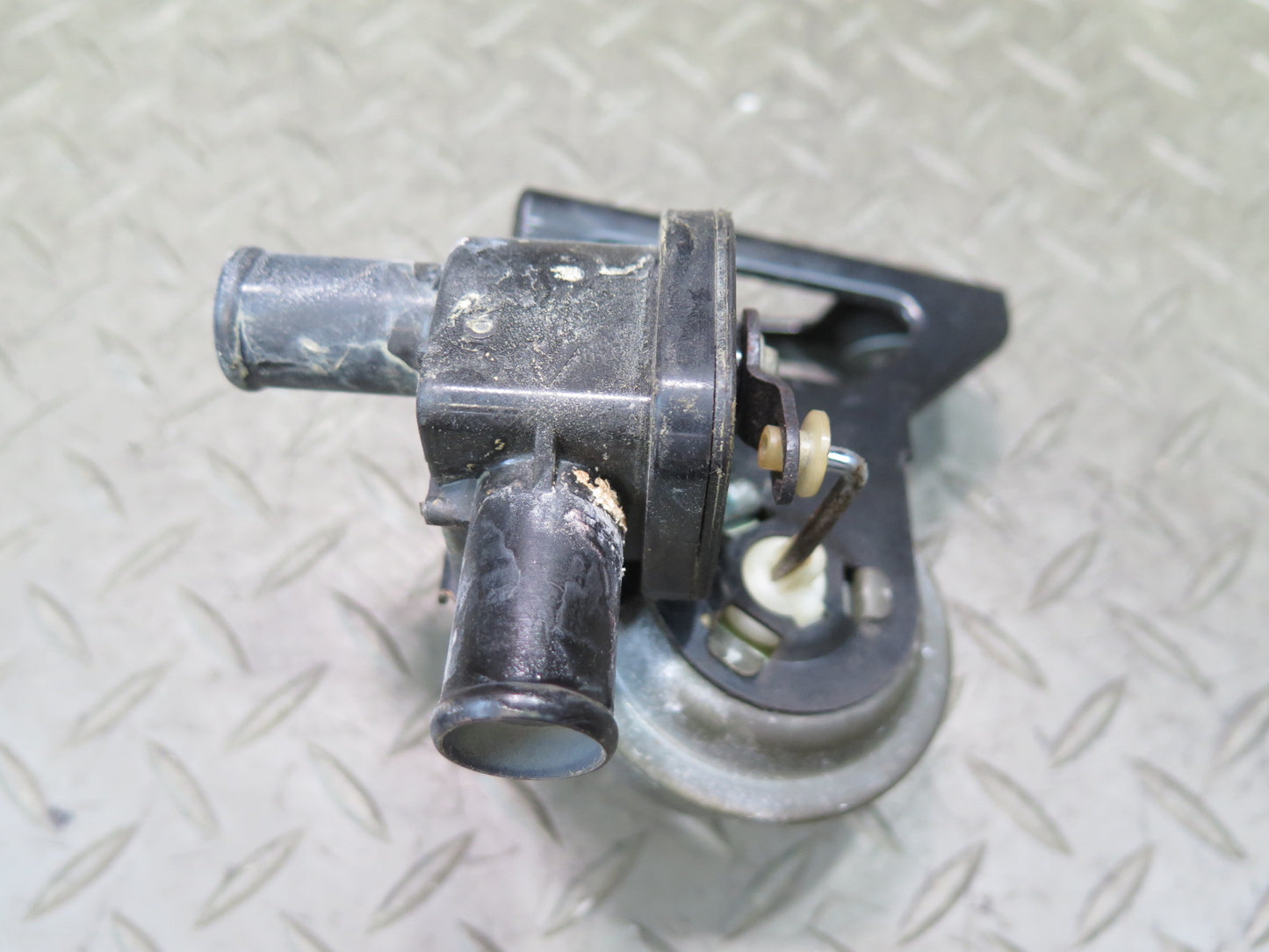 85-86 Toyota Cressida MX73 Hvac Heater Control Water Valve 45K Miles OEM