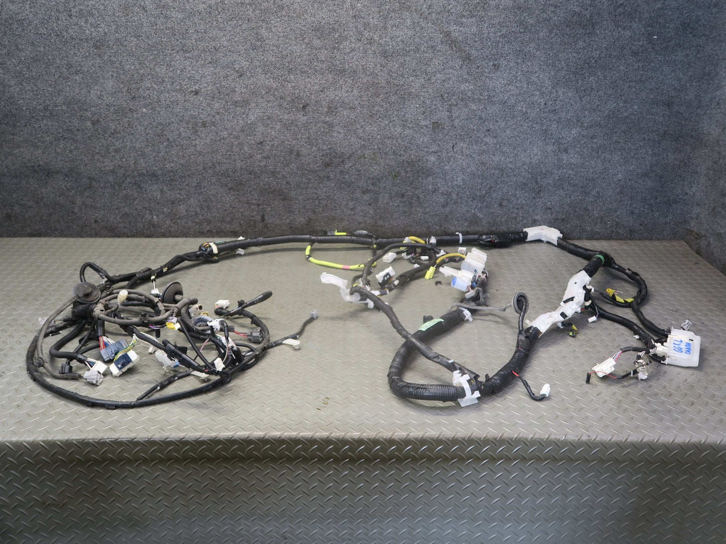 2010-2013 Lexus URJ150L GX460 Left Side Body Frame Floor Wire Wiring Harness