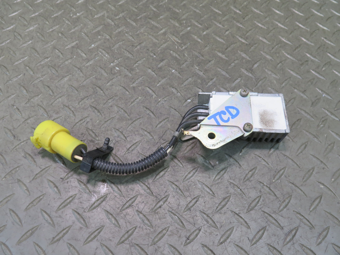 84-88 Toyota Cressida MX73 Fuel Pump Resistor 28515-43030 OEM
