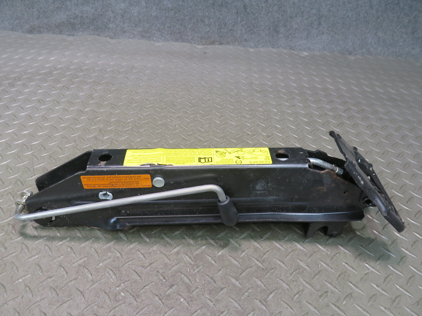 2003-2010 Porsche Cayenne 957 Emergency Spare Tire Lift Jack Tool KIT w Foam